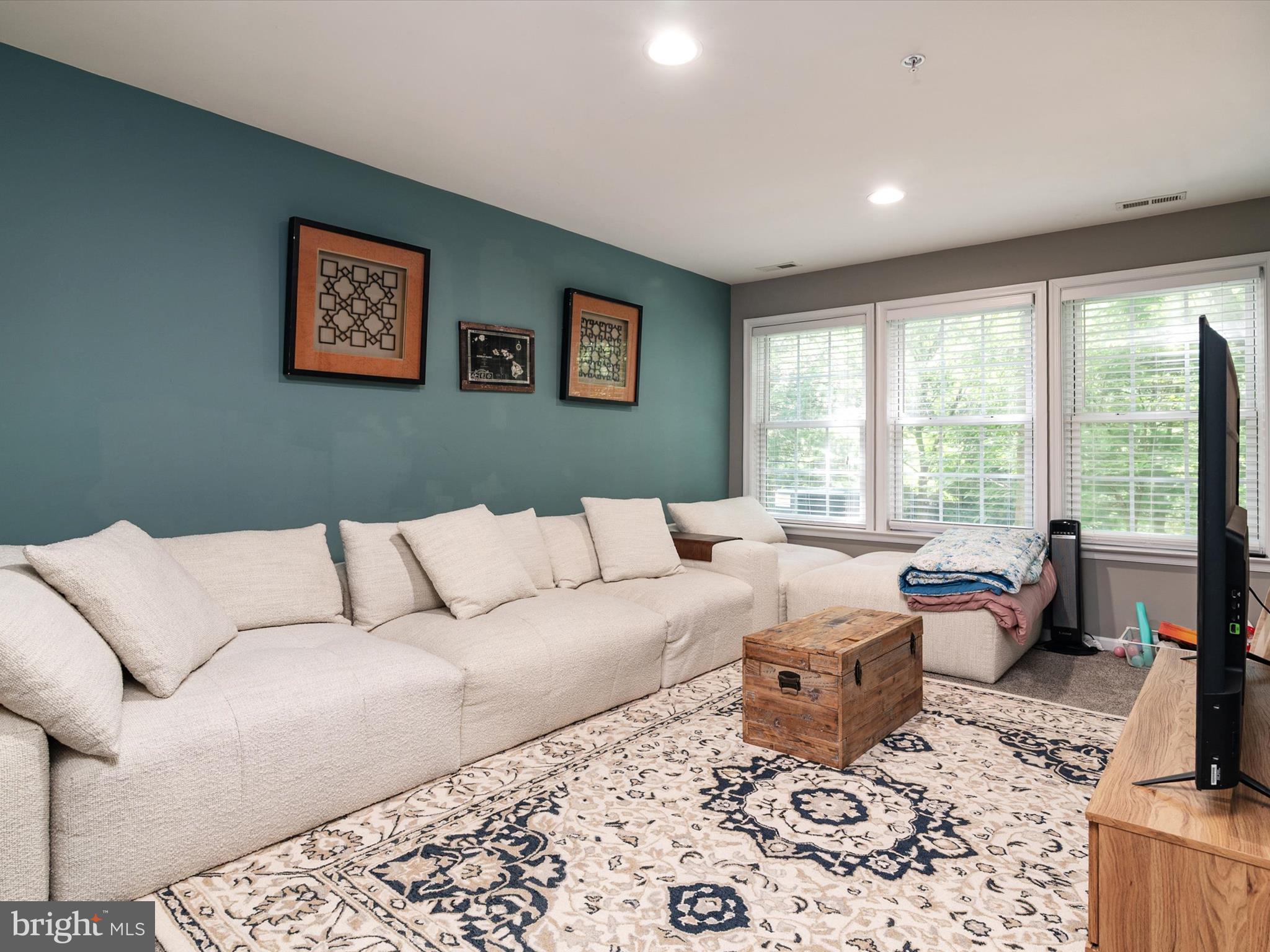 CHERRYTREE PARK - Residential