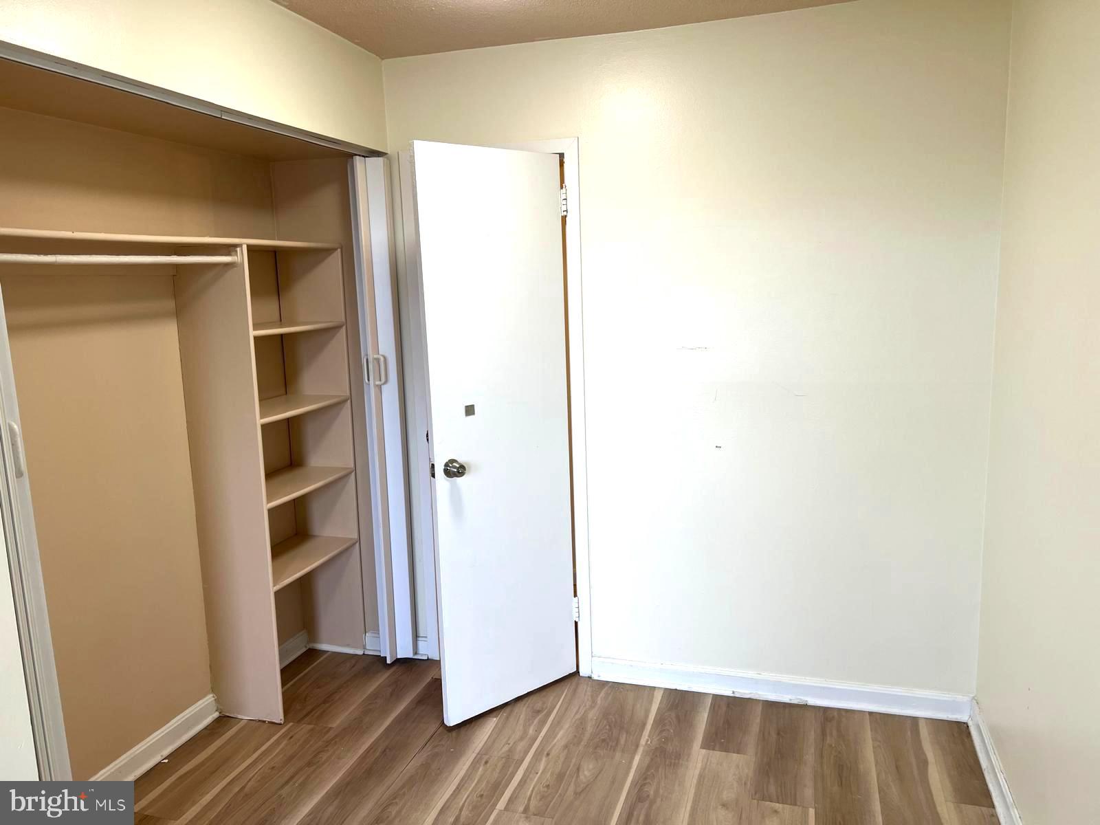 PRESIDENTIAL TOWERS - Residential Lease