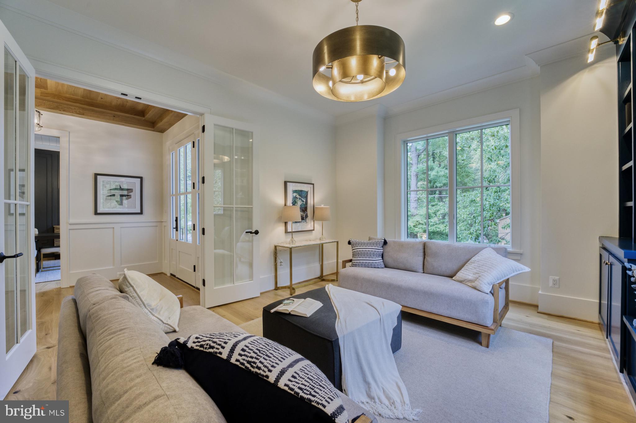 CHESTERBROOK WOODS - Residential