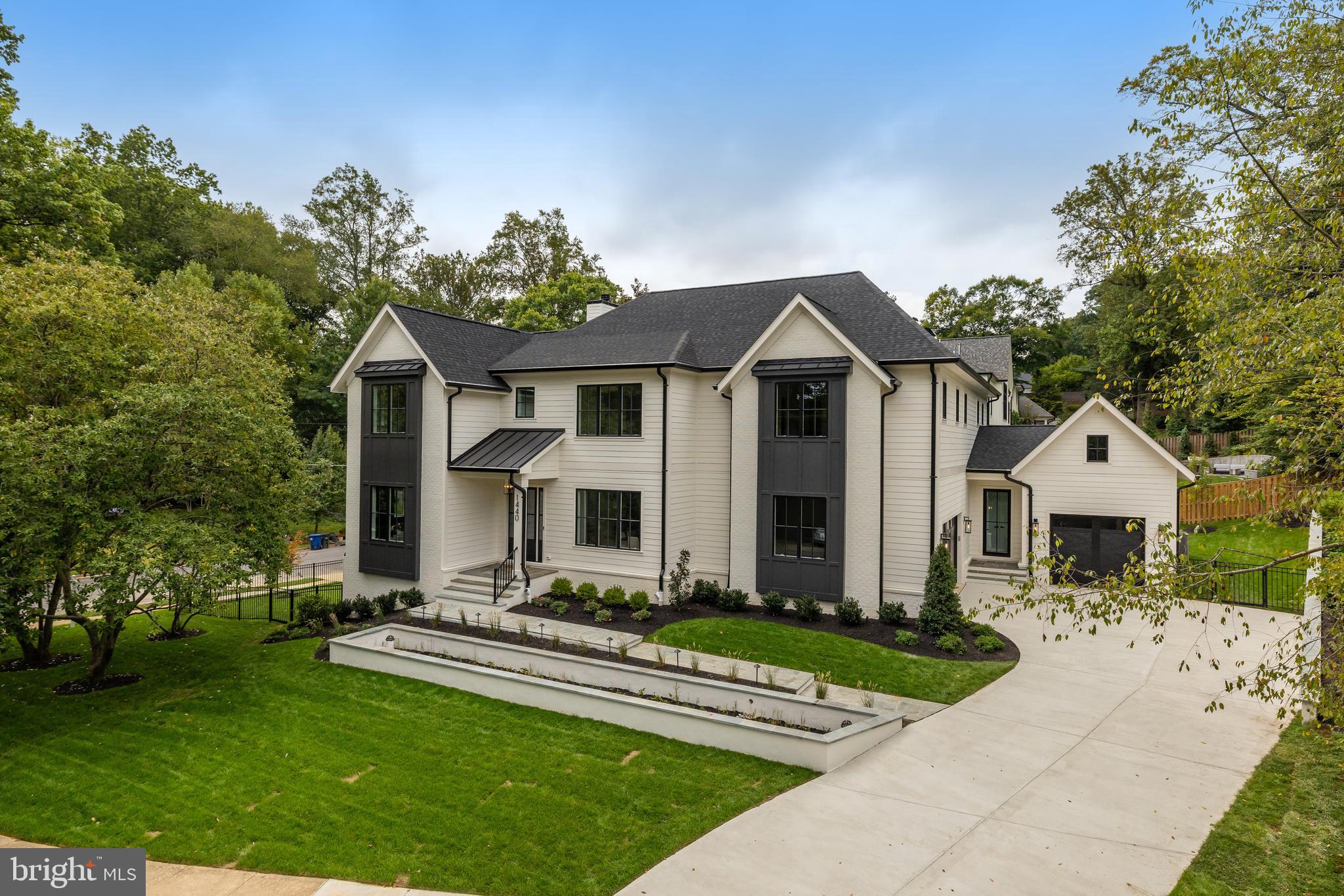 1440 IRONWOOD DRIVE