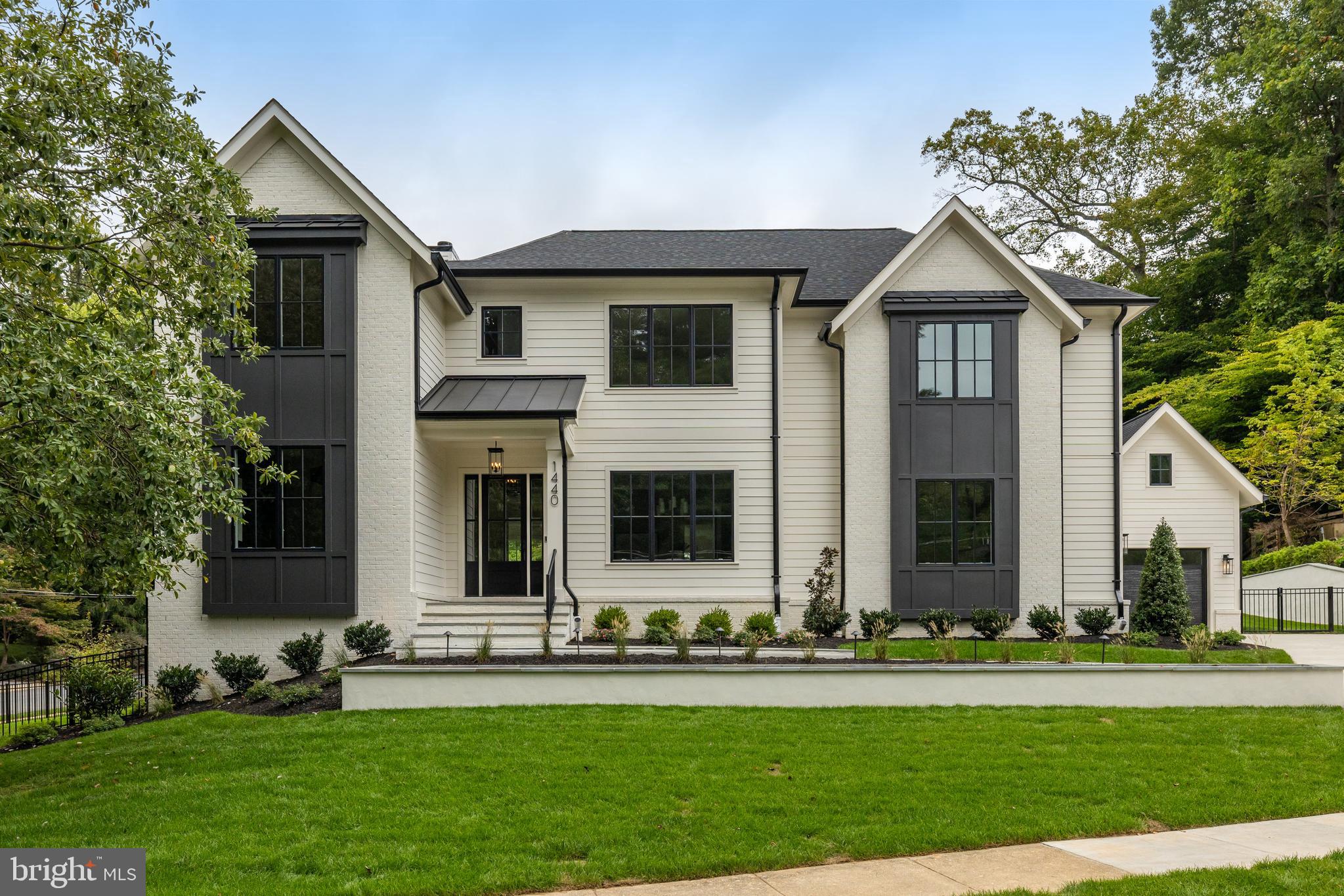 1440 IRONWOOD DRIVE
