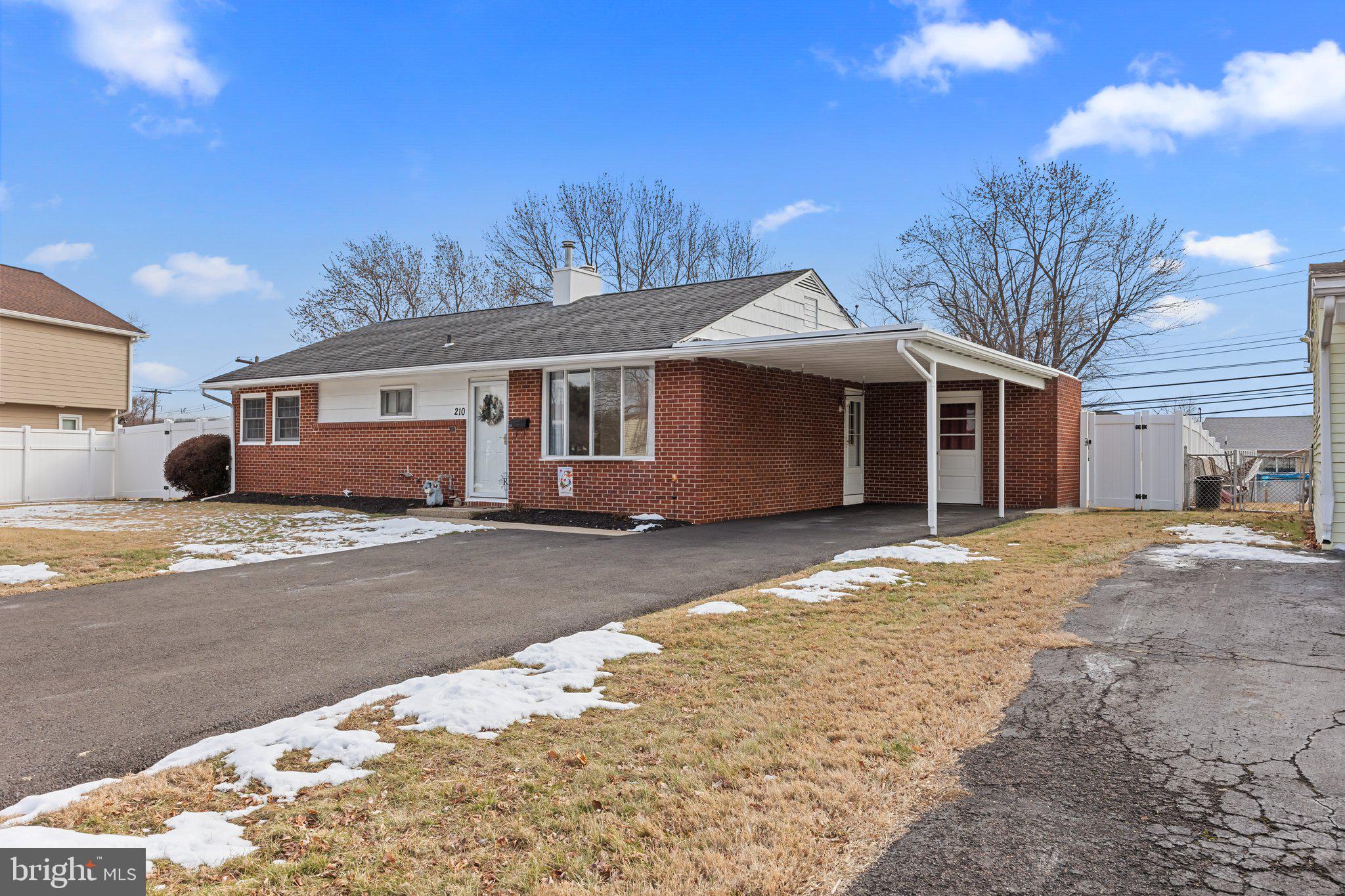 FAIRLESS HILLS - Residential