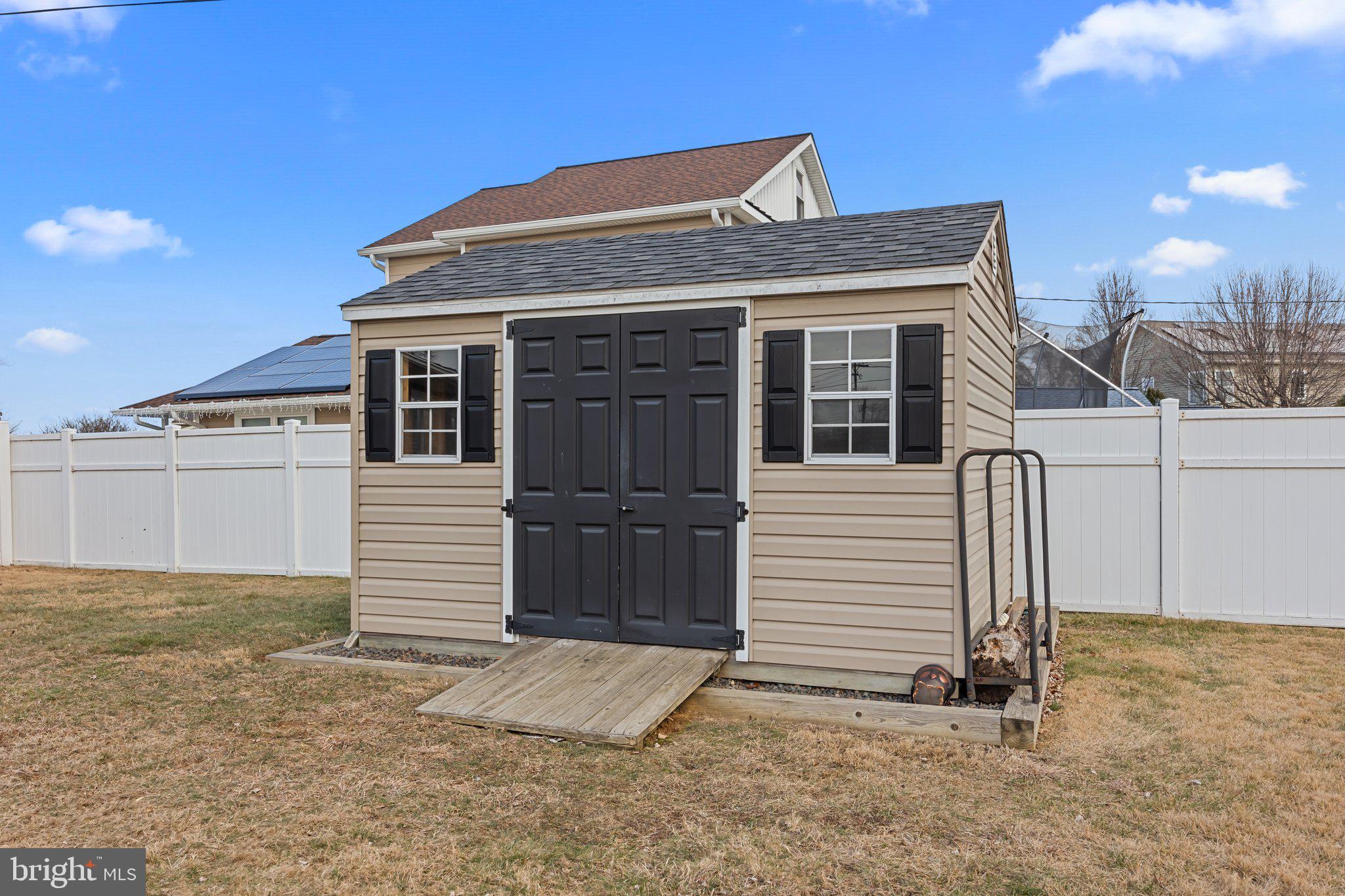 FAIRLESS HILLS - Residential