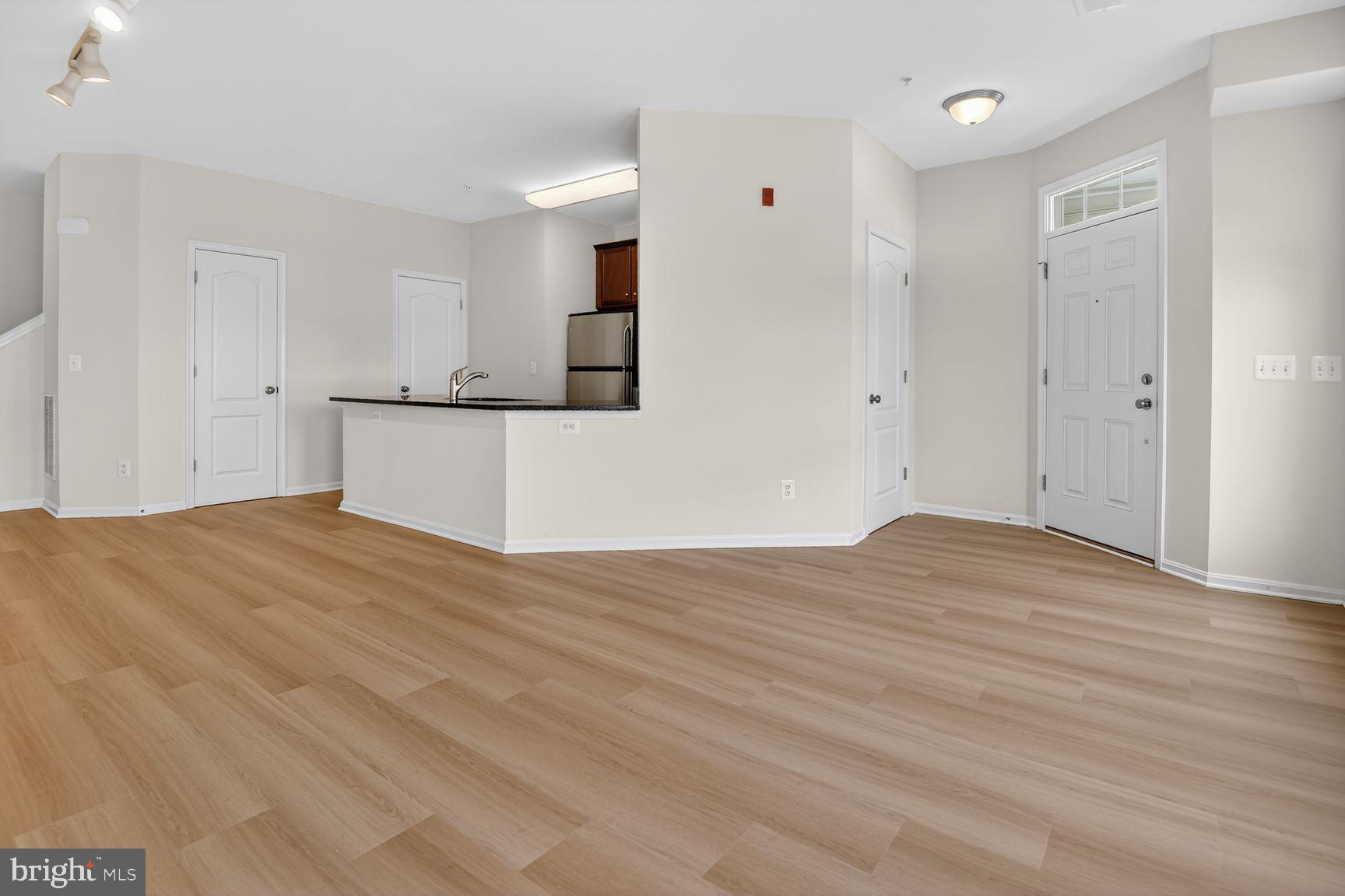 24690 BYRNE MEADOW SQUARE