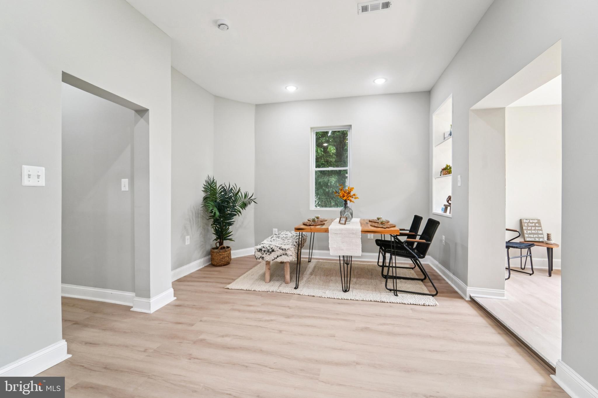 GARDENVILLE - Residential