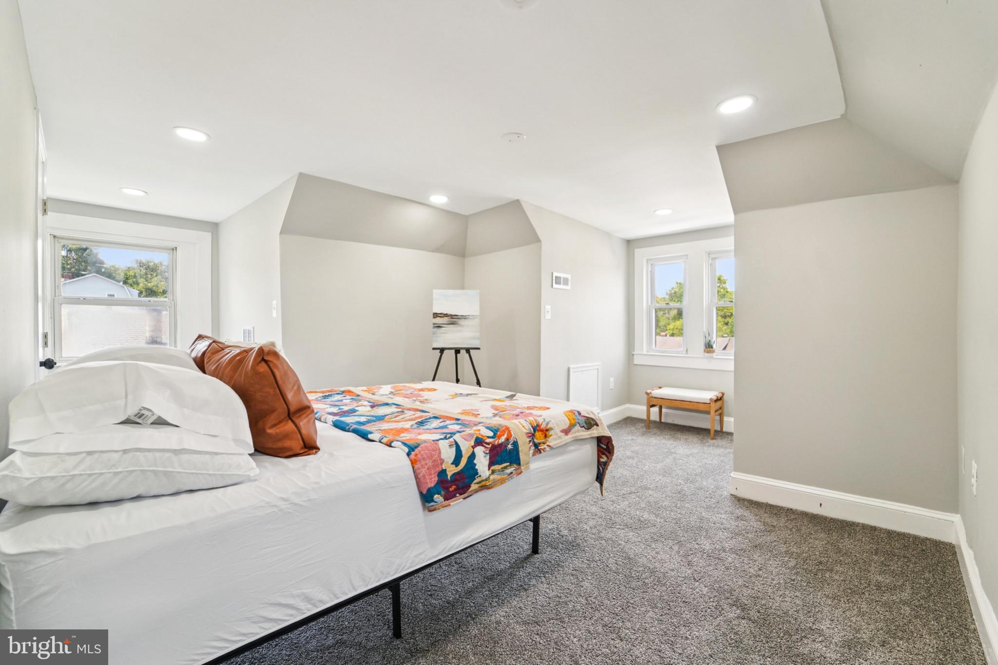 GARDENVILLE - Residential