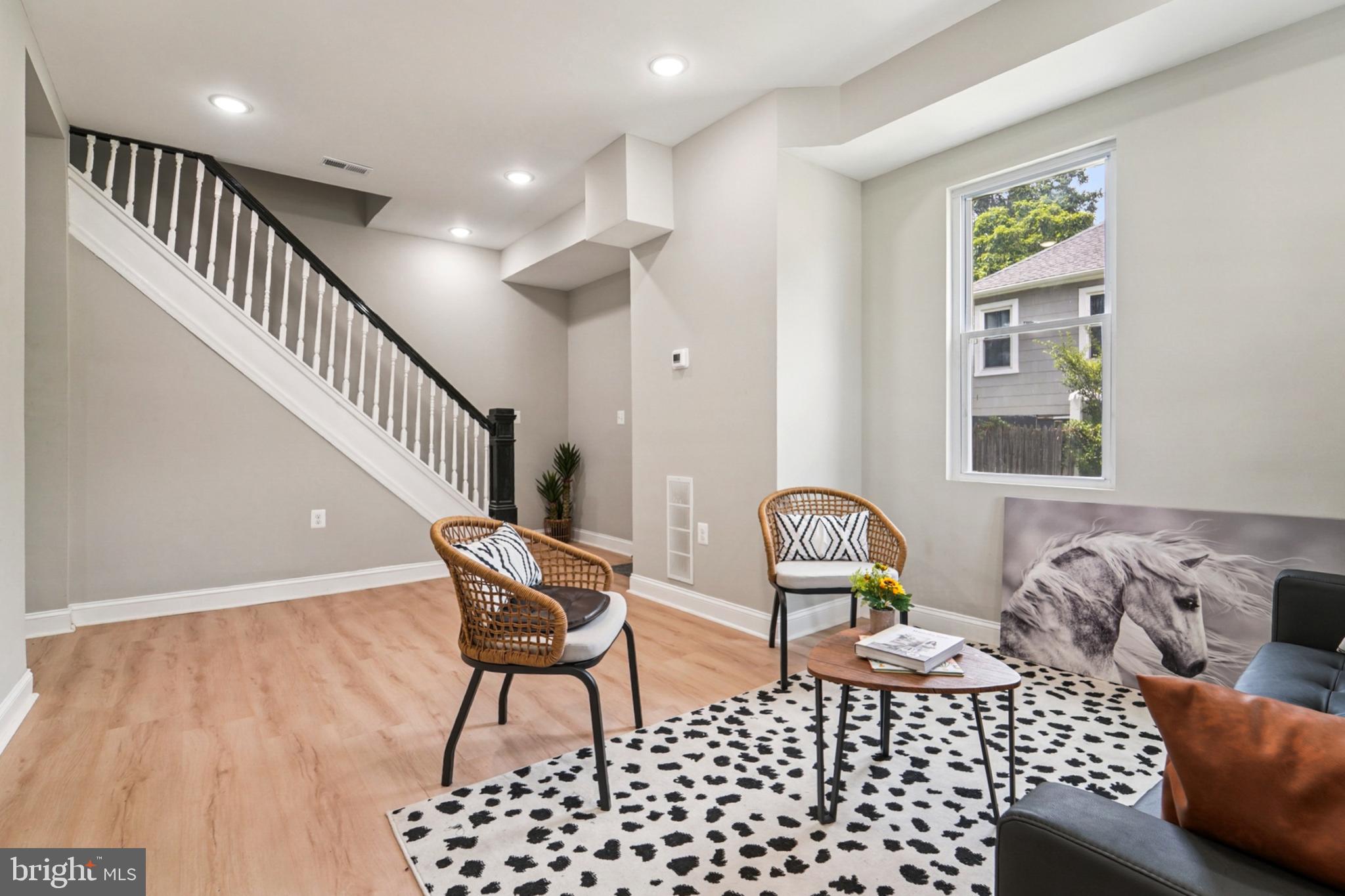 GARDENVILLE - Residential