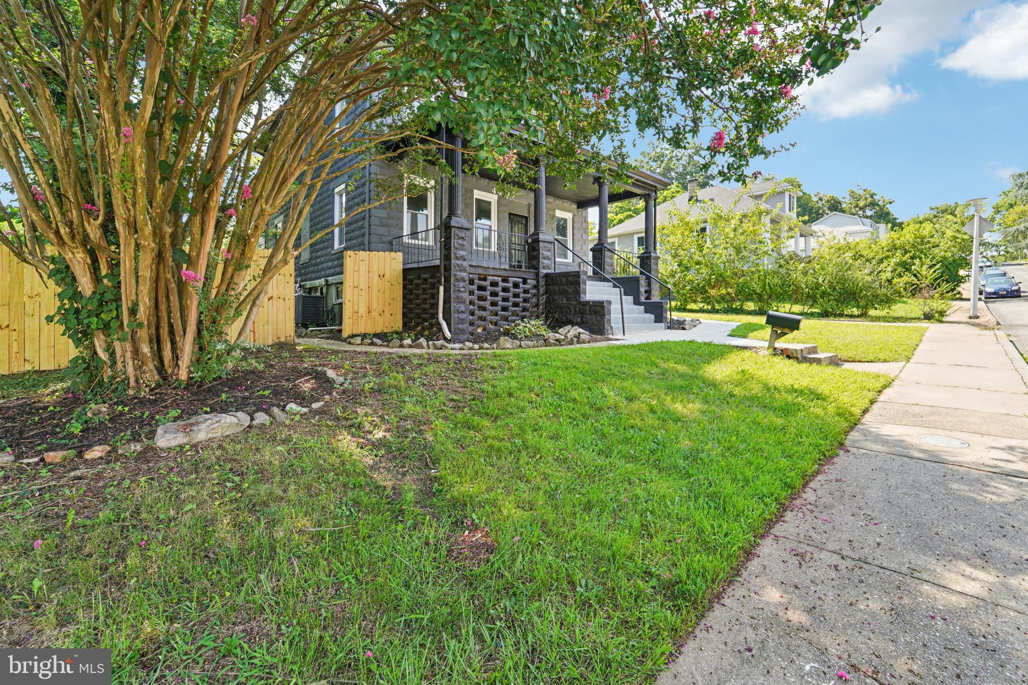 GARDENVILLE - Residential