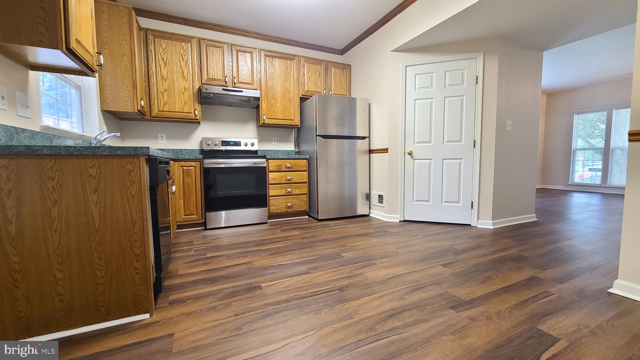 PARK CENTER - Residential Lease