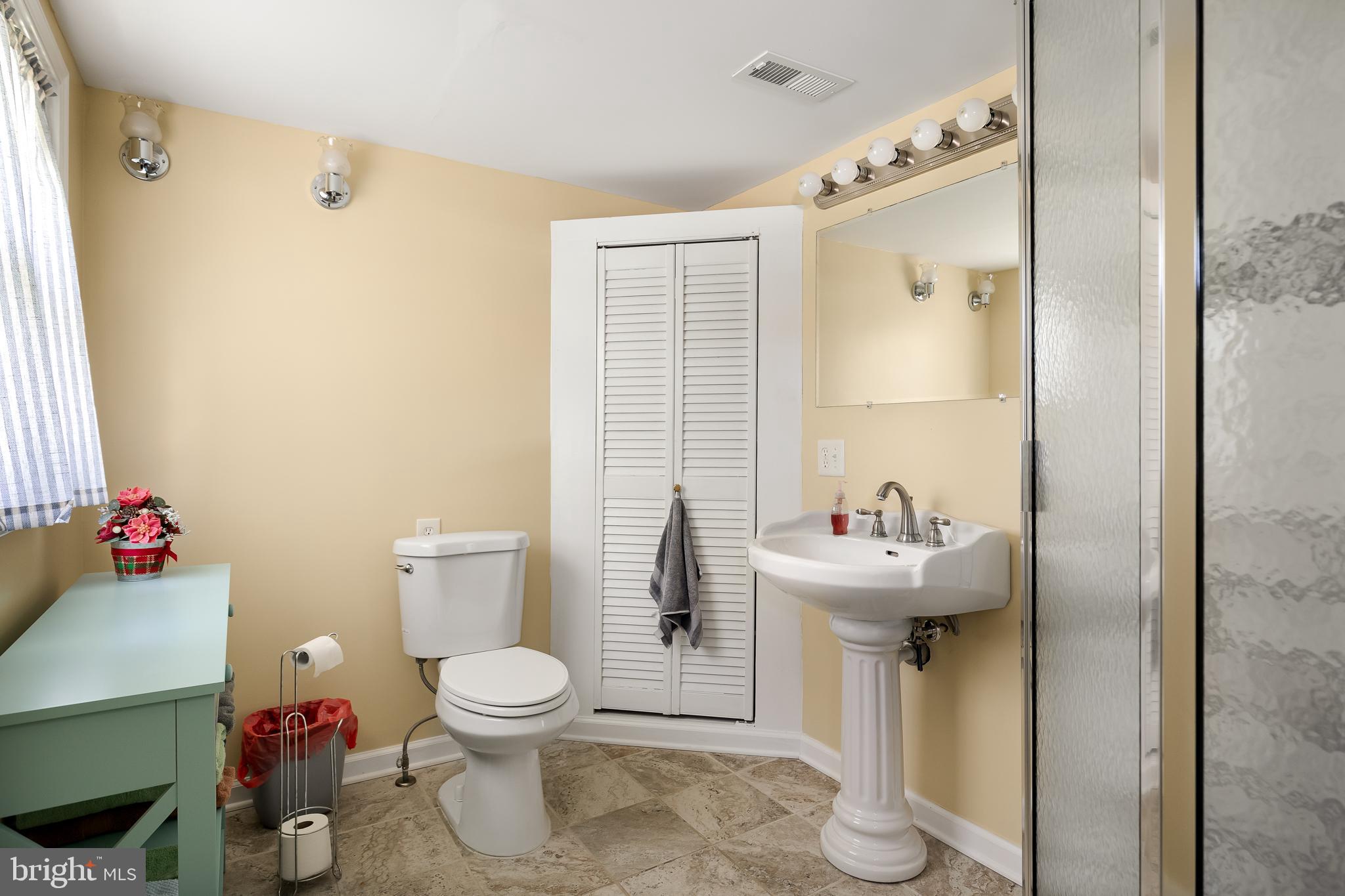 STEPHEN CITY - Commercial Sale