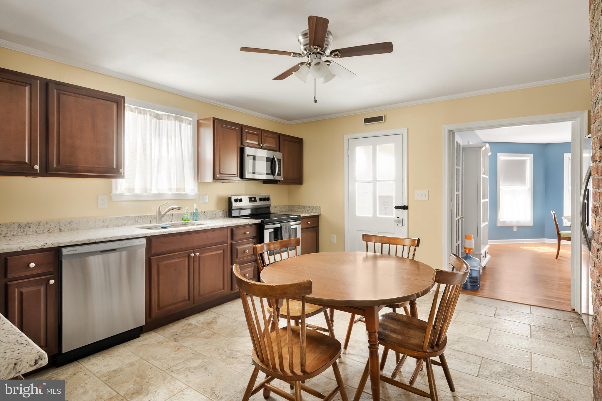 STEPHEN CITY - Commercial Sale