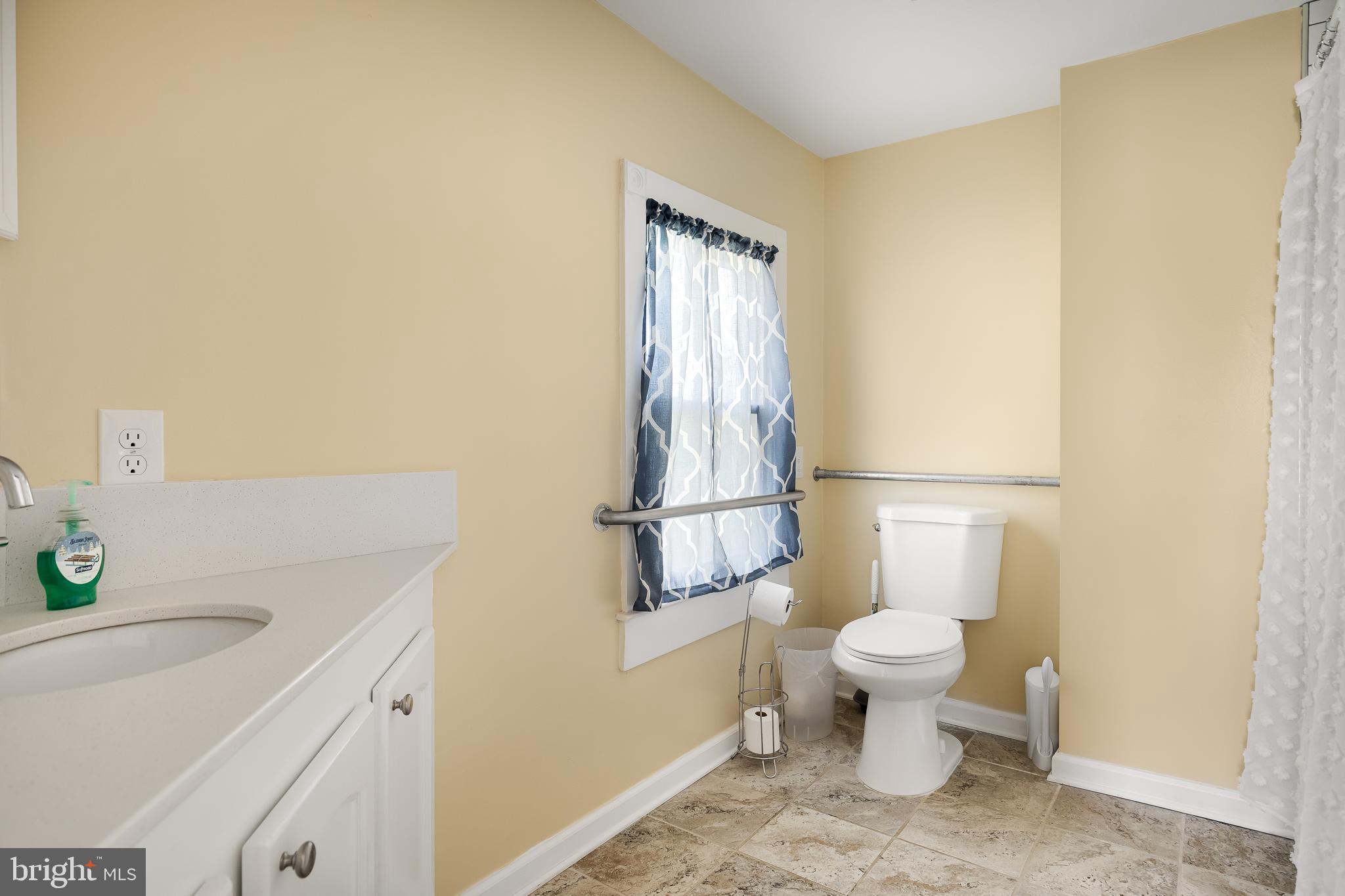 STEPHEN CITY - Commercial Sale