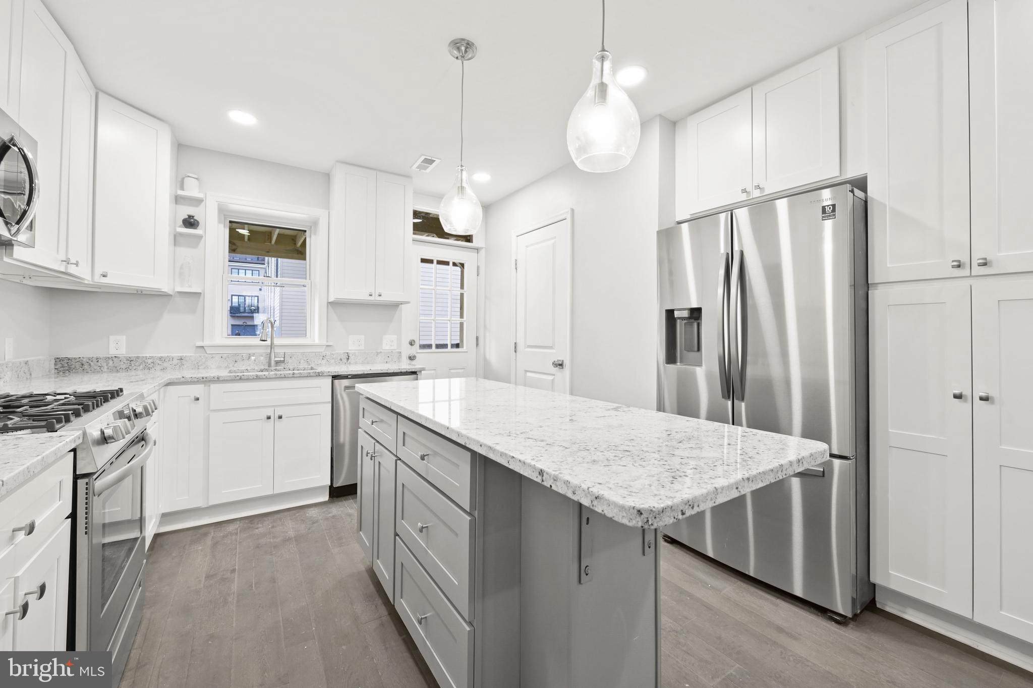 BREWERS HILL - Residential