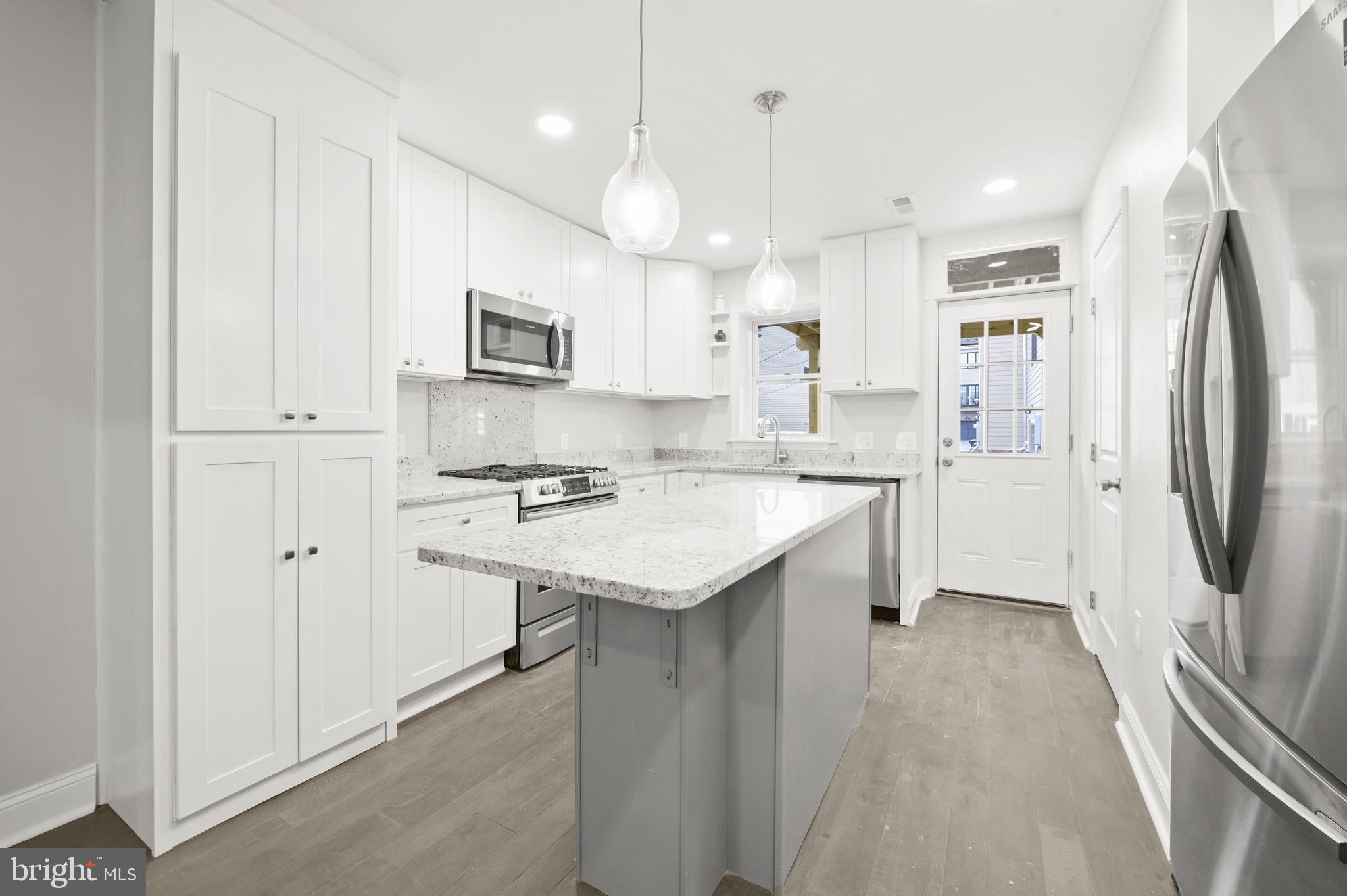 BREWERS HILL - Residential