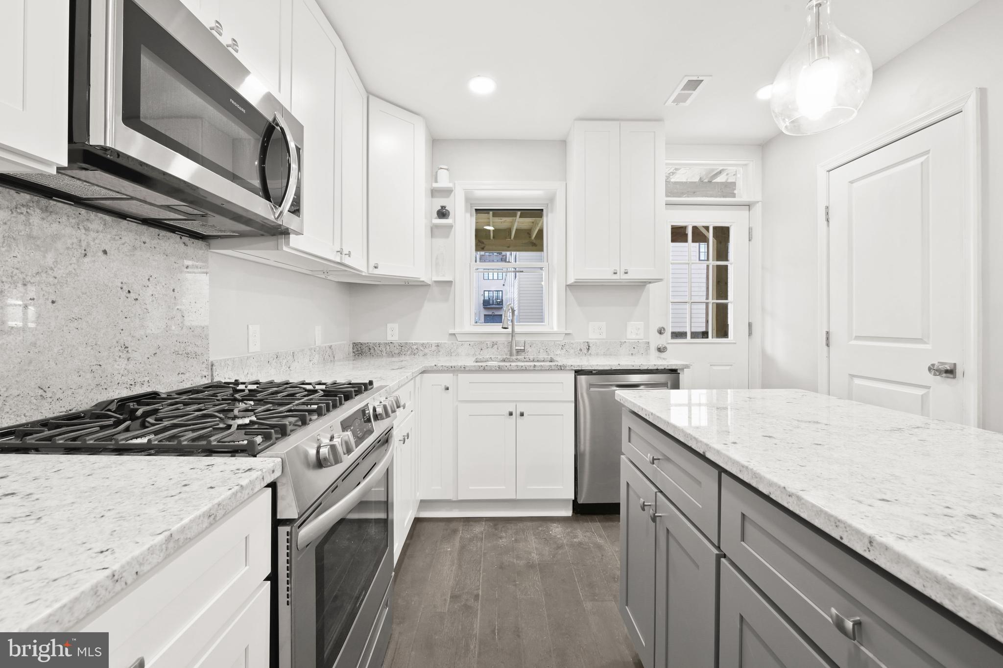 BREWERS HILL - Residential