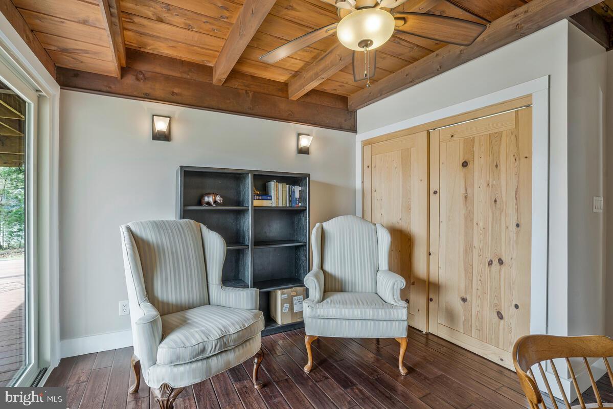 BRETON BAY ESTATES - Residential