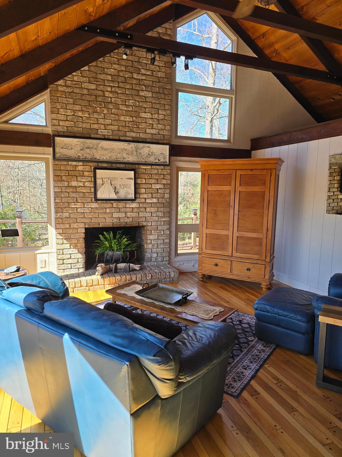 BRETON BAY ESTATES - Residential