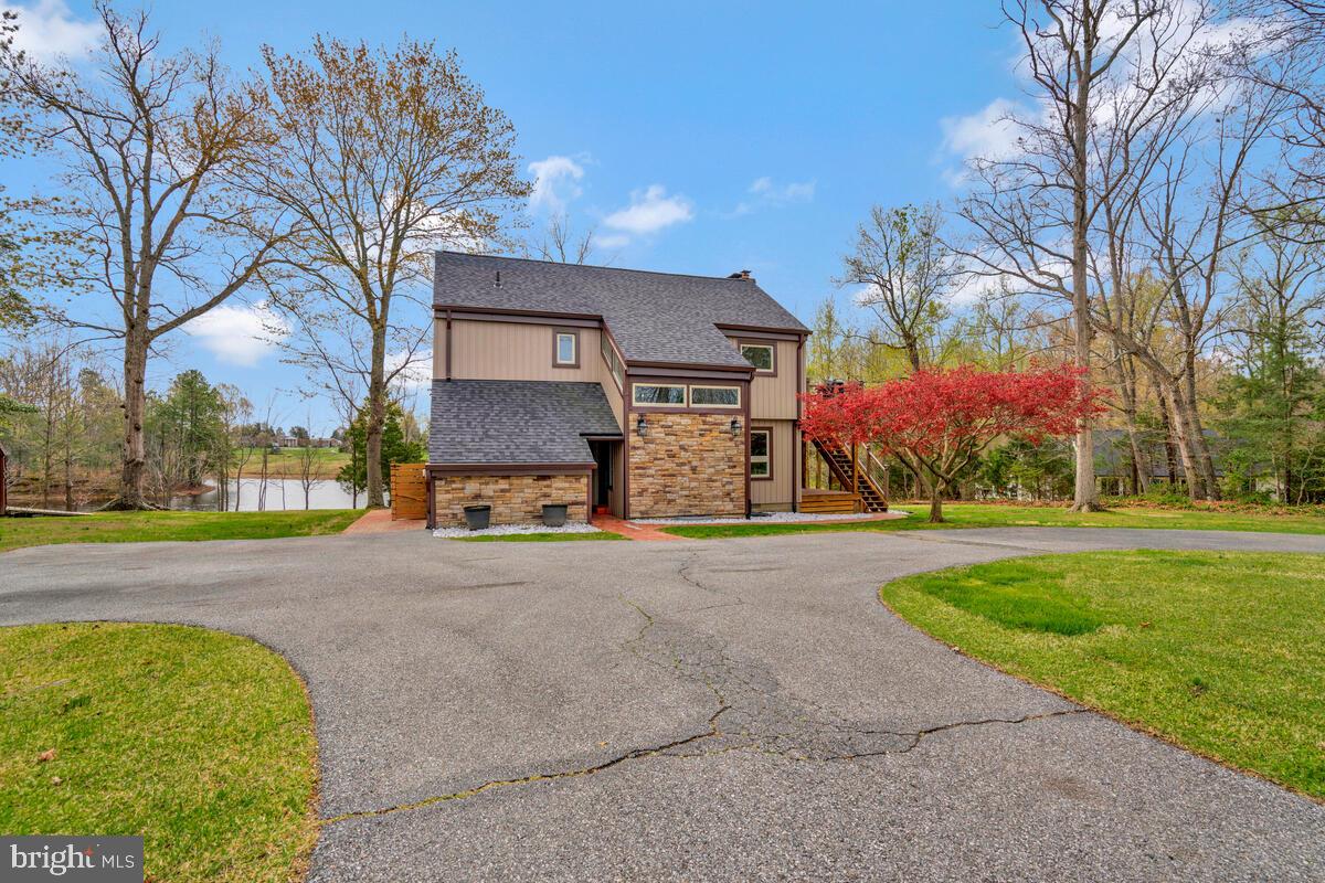 BRETON BAY ESTATES - Residential