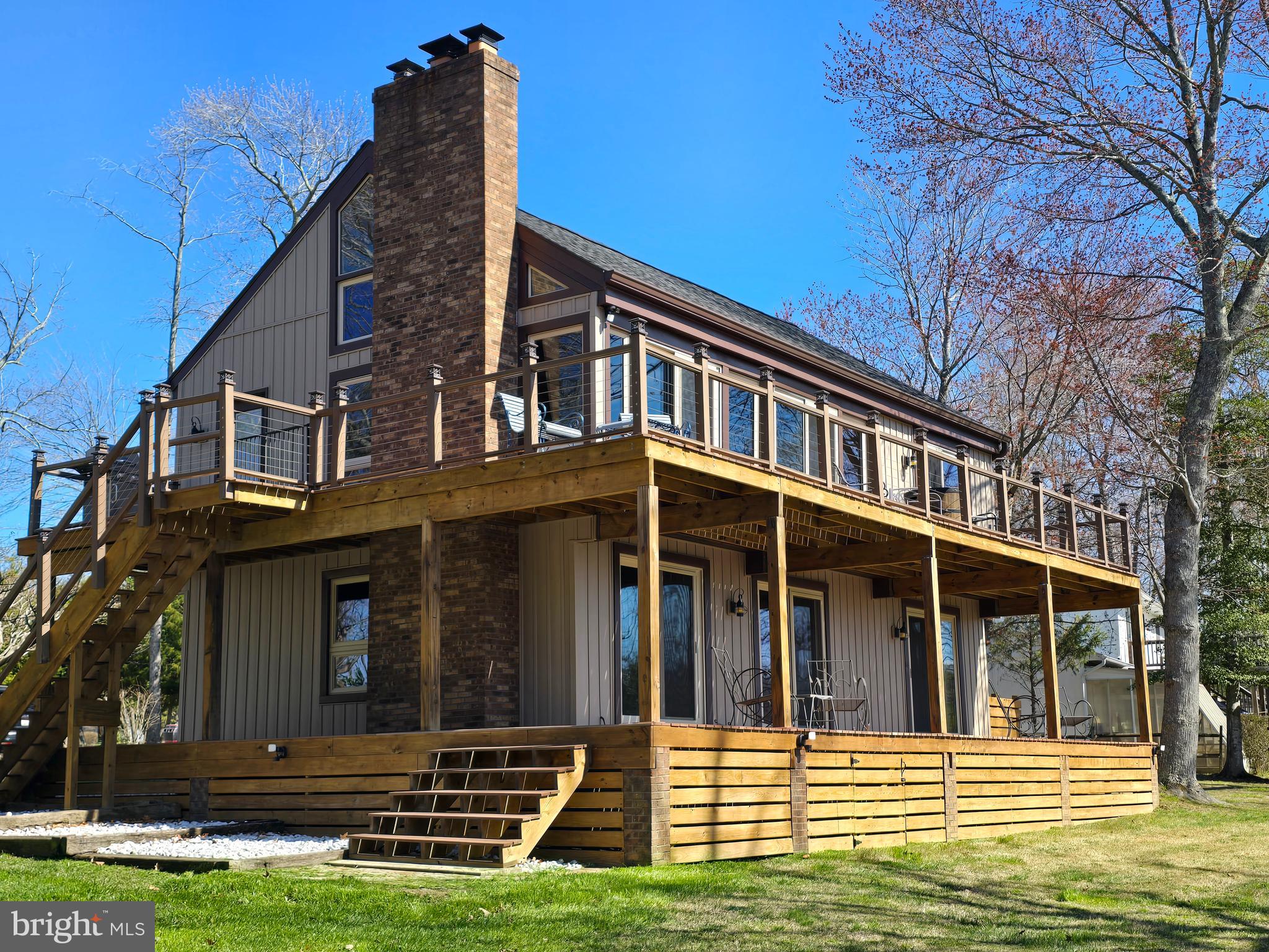 BRETON BAY ESTATES - Residential