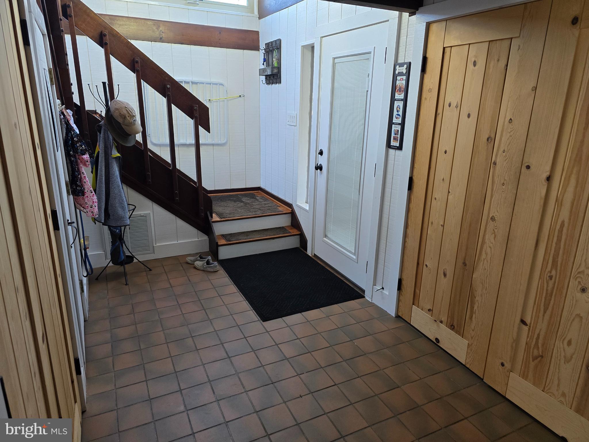 BRETON BAY ESTATES - Residential