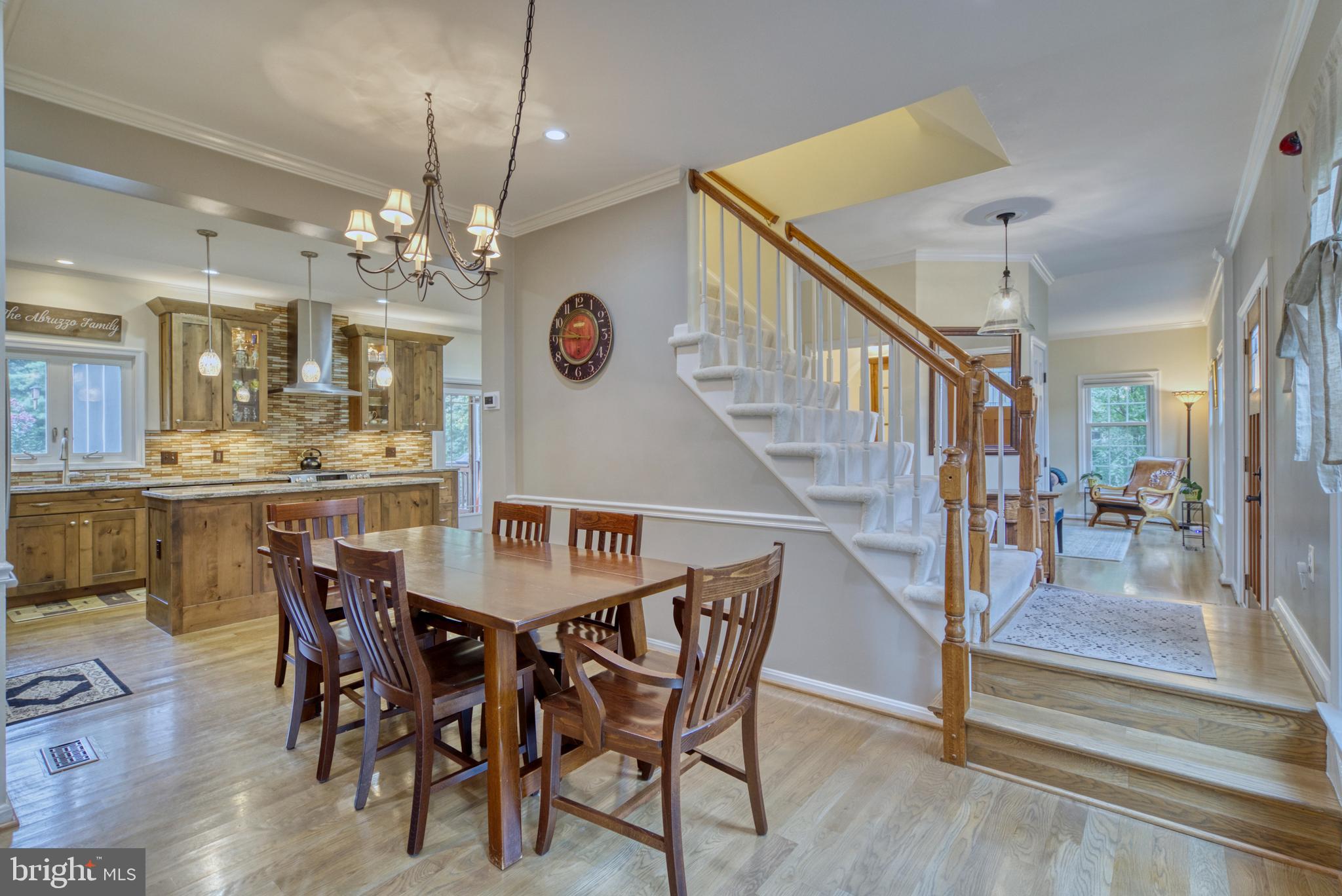 FLORIS DOWNS - Residential