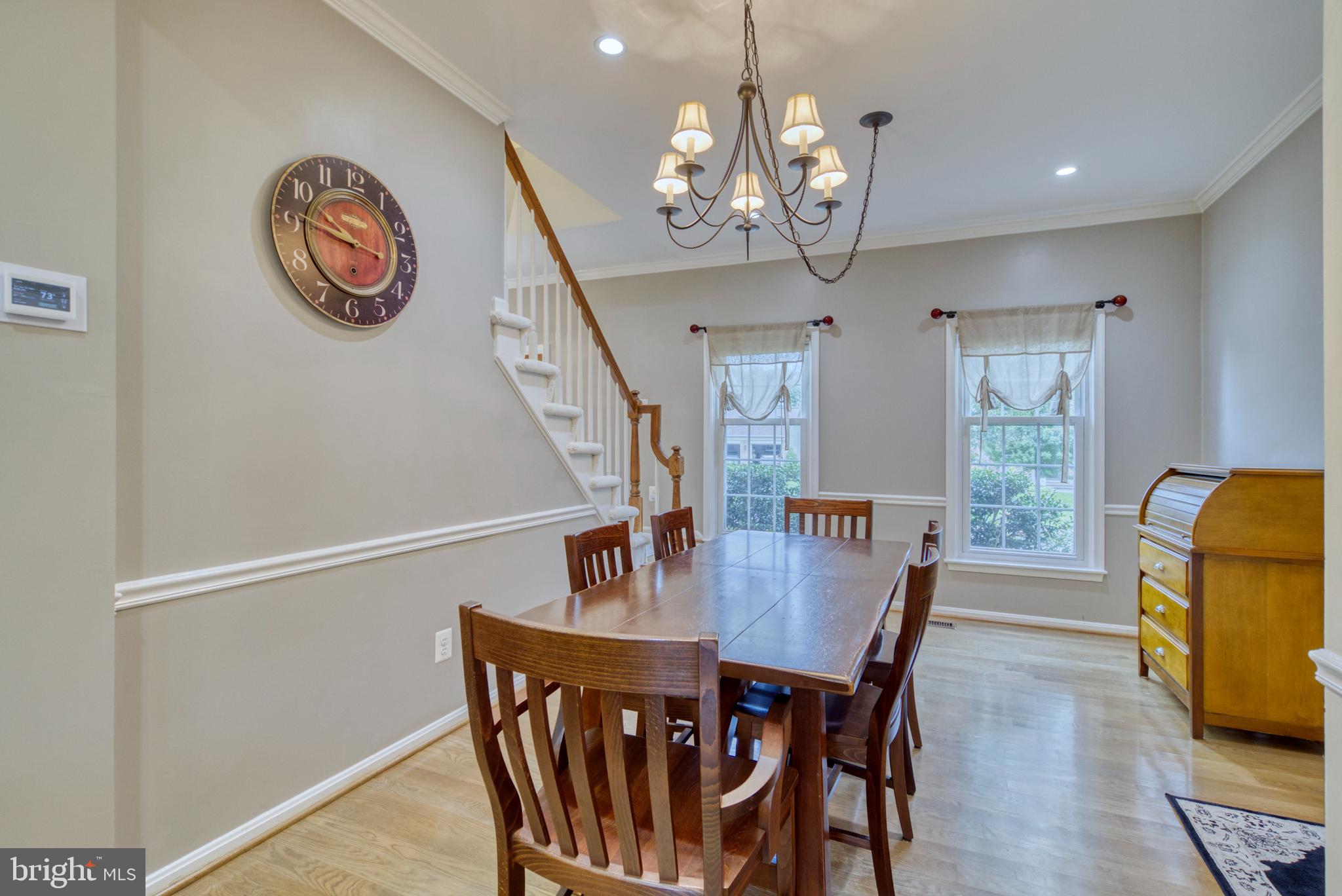 FLORIS DOWNS - Residential