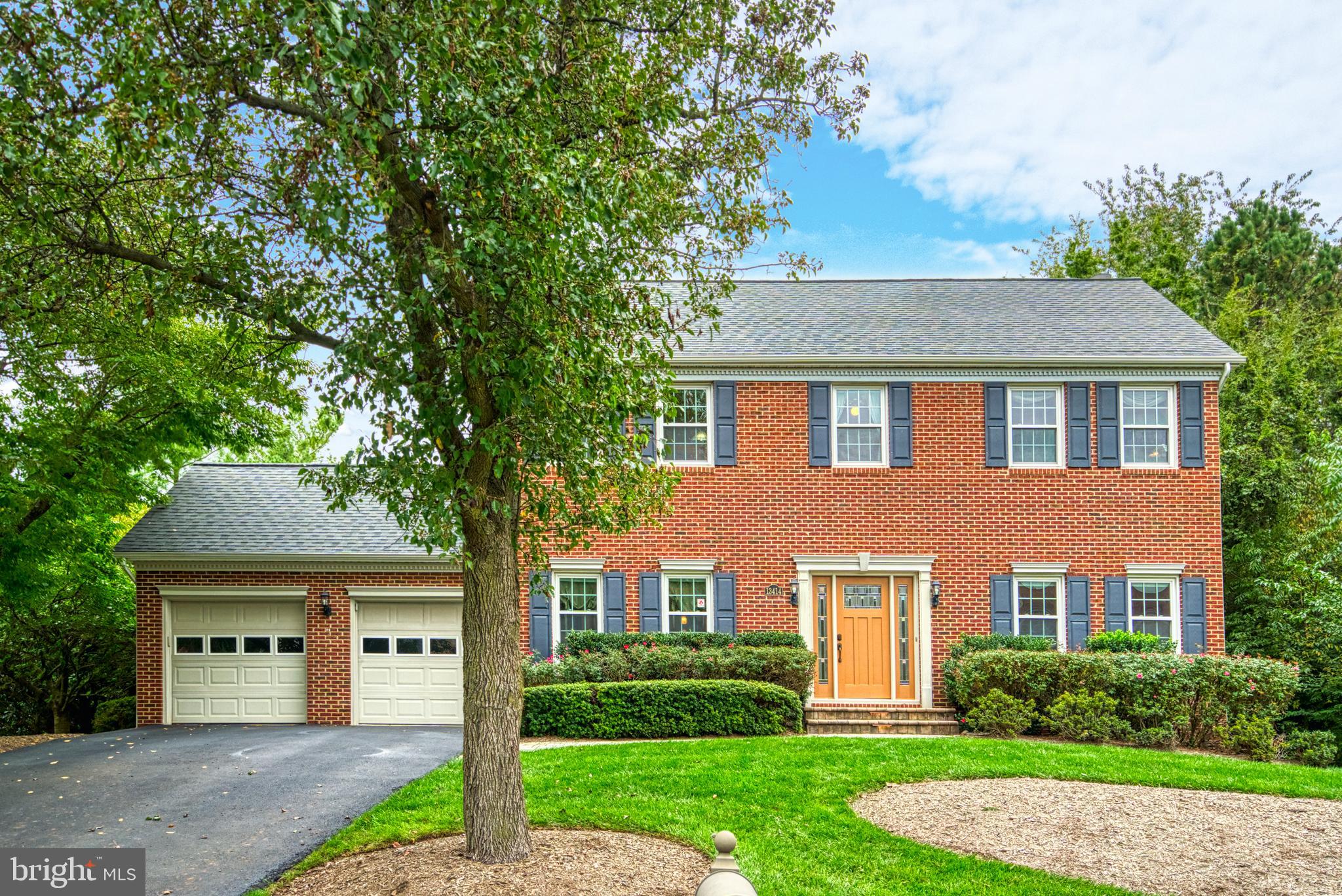 FLORIS DOWNS - Residential