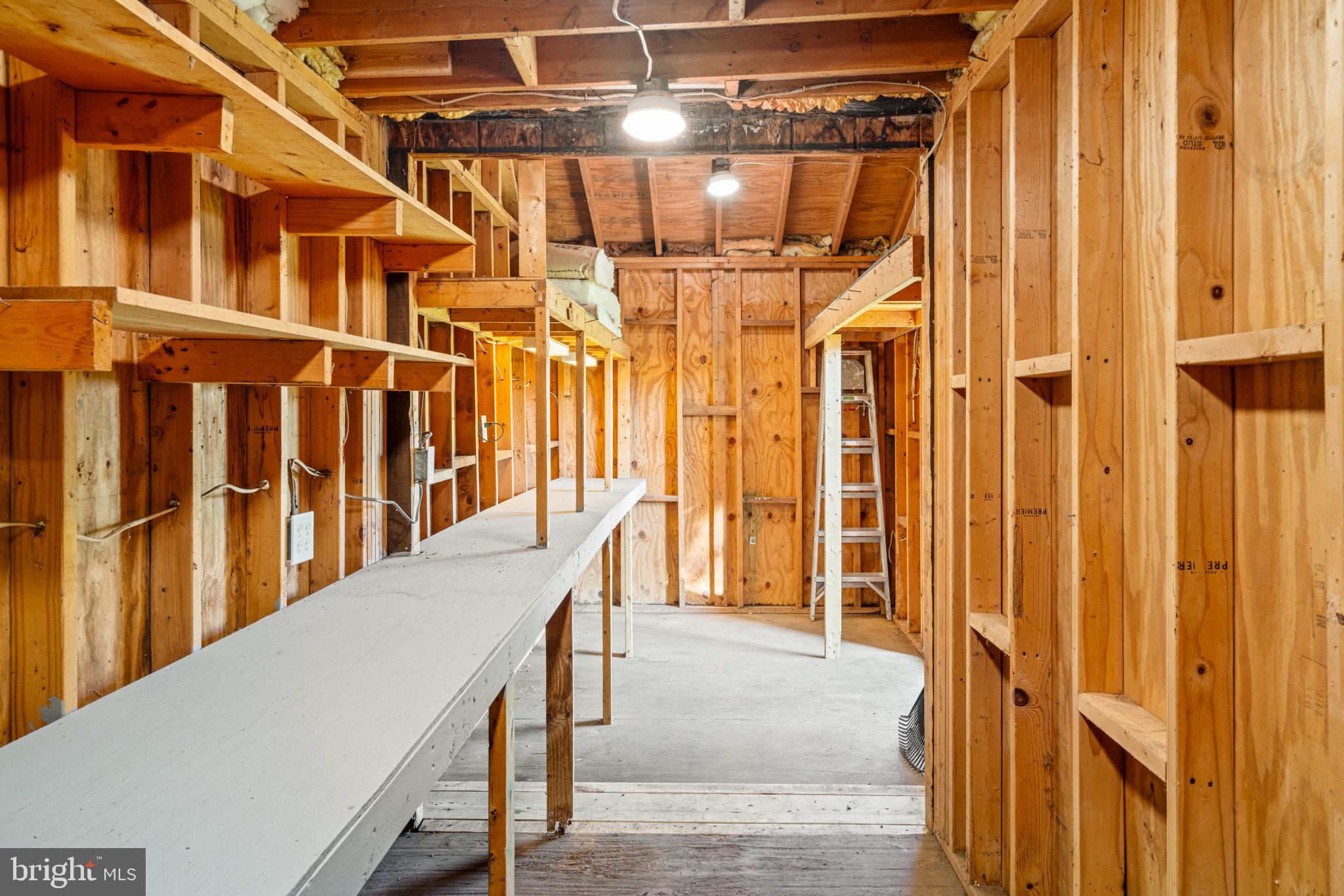 KREWSTOWN - Residential