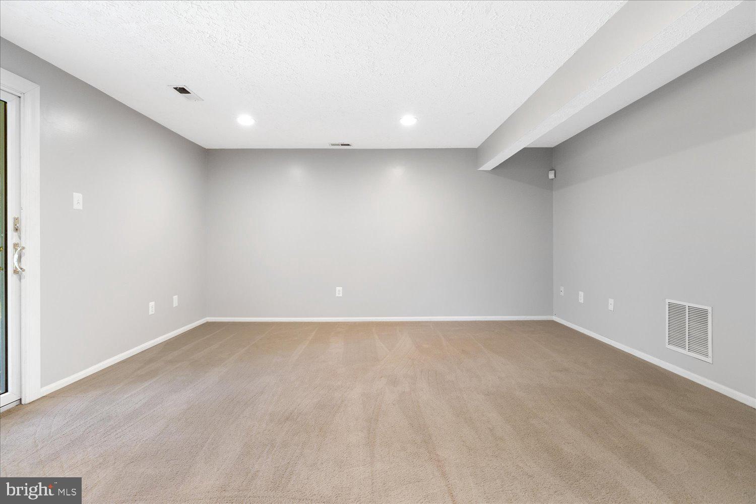 RIDGELYS CHOICE - Residential