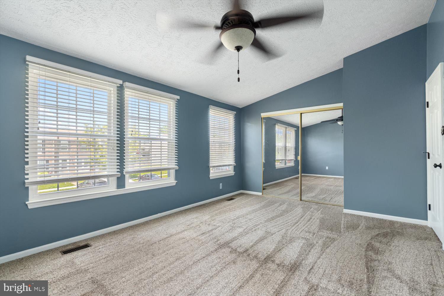 RIDGELYS CHOICE - Residential