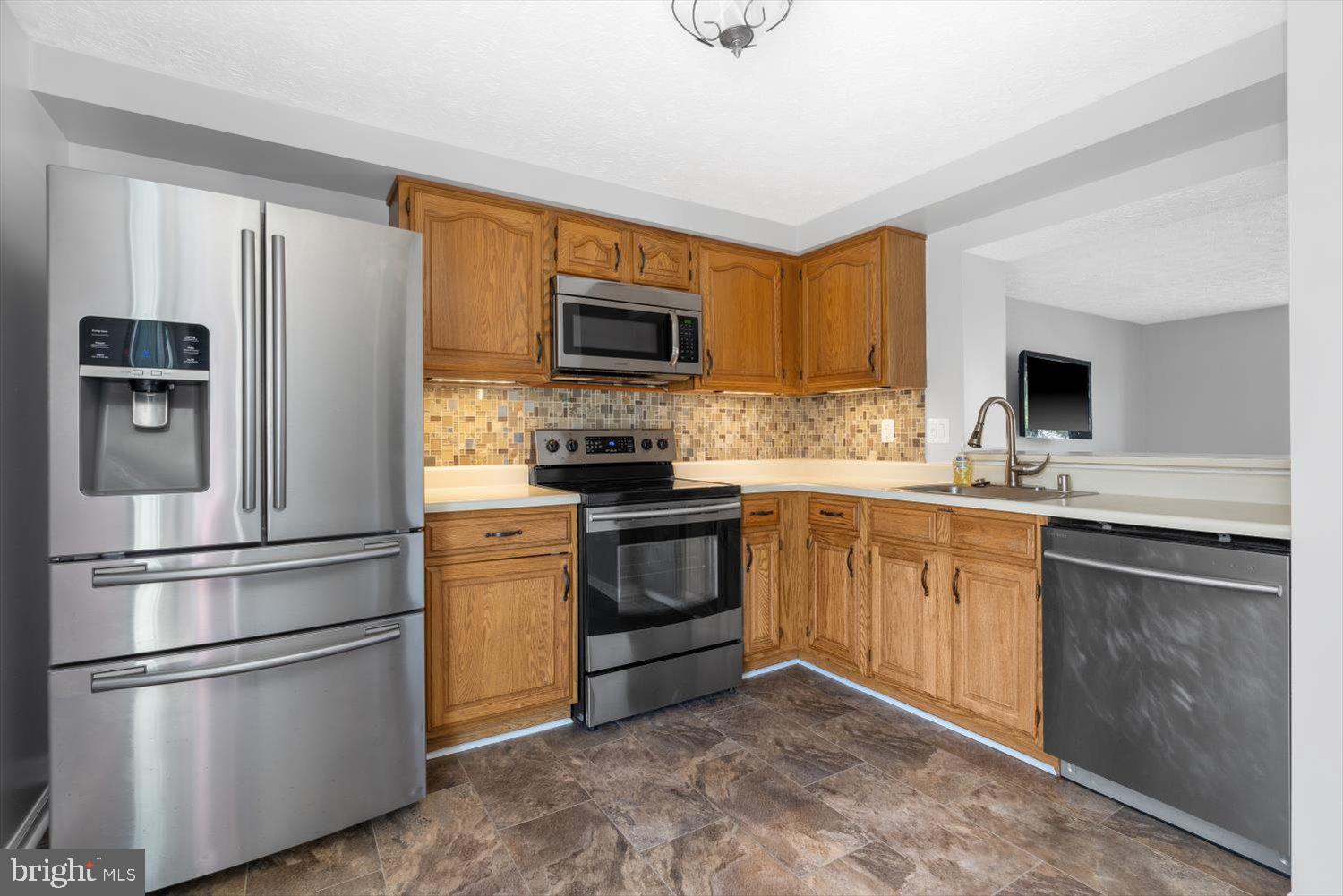 RIDGELYS CHOICE - Residential