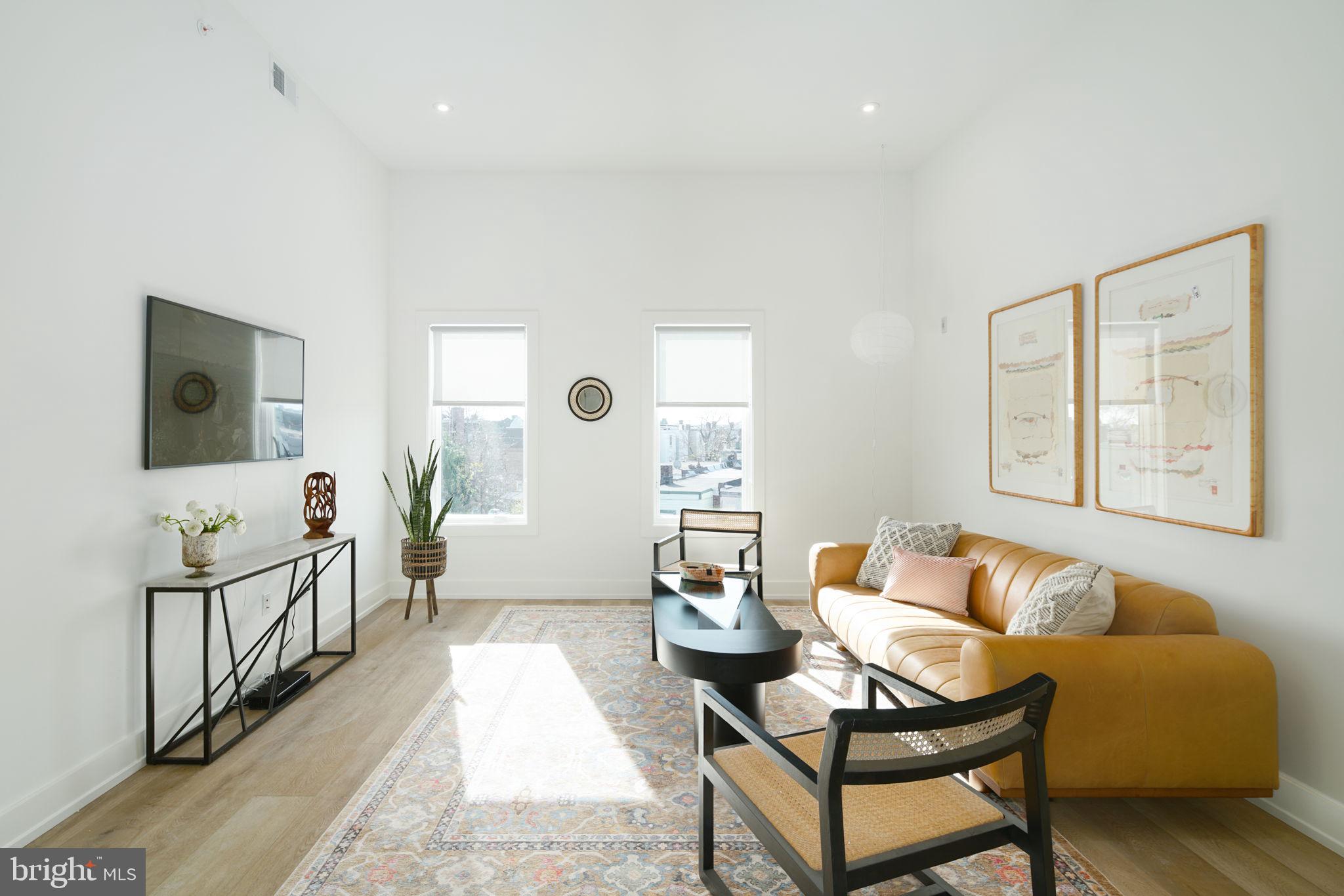 5013 SPRINGFIELD AVENUE 515