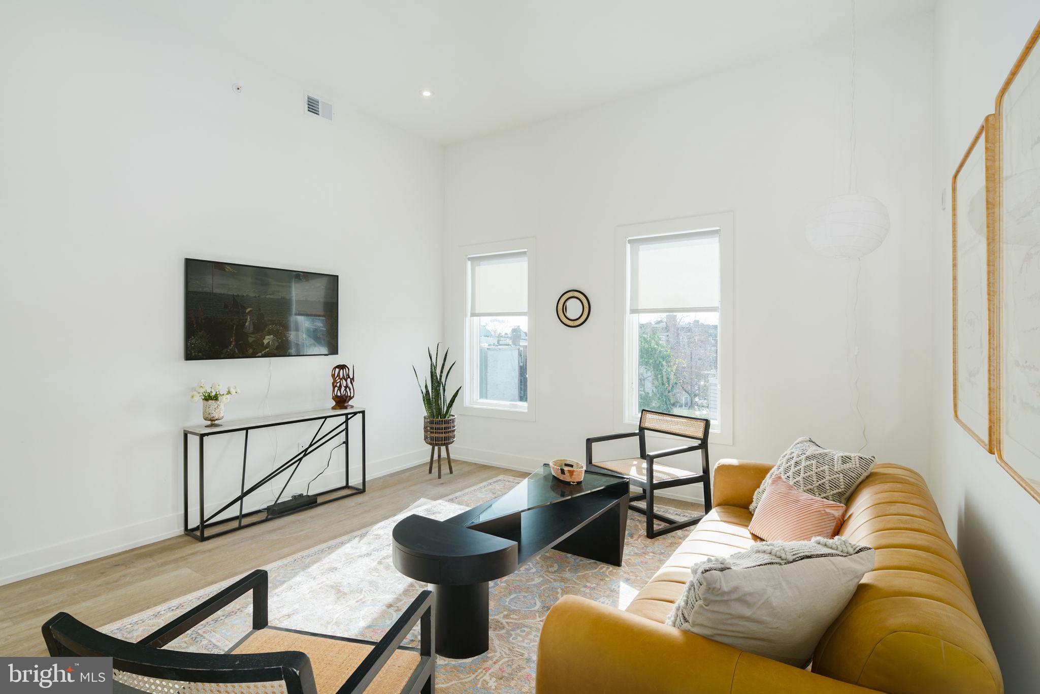 5013 SPRINGFIELD AVENUE 515