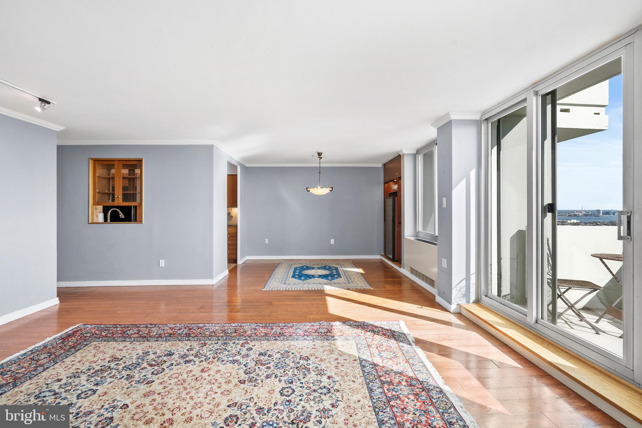 WASHINGTON SQ WEST - Residential