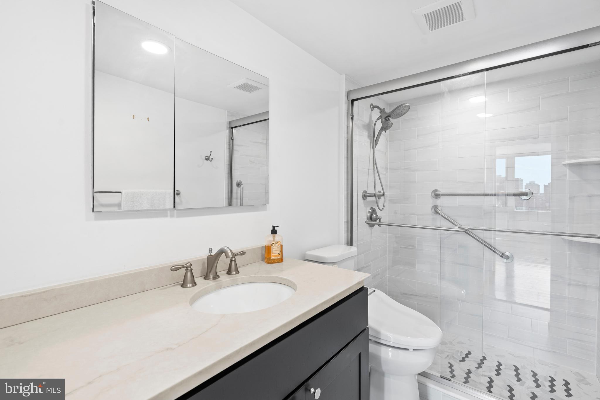 WASHINGTON SQ WEST - Residential