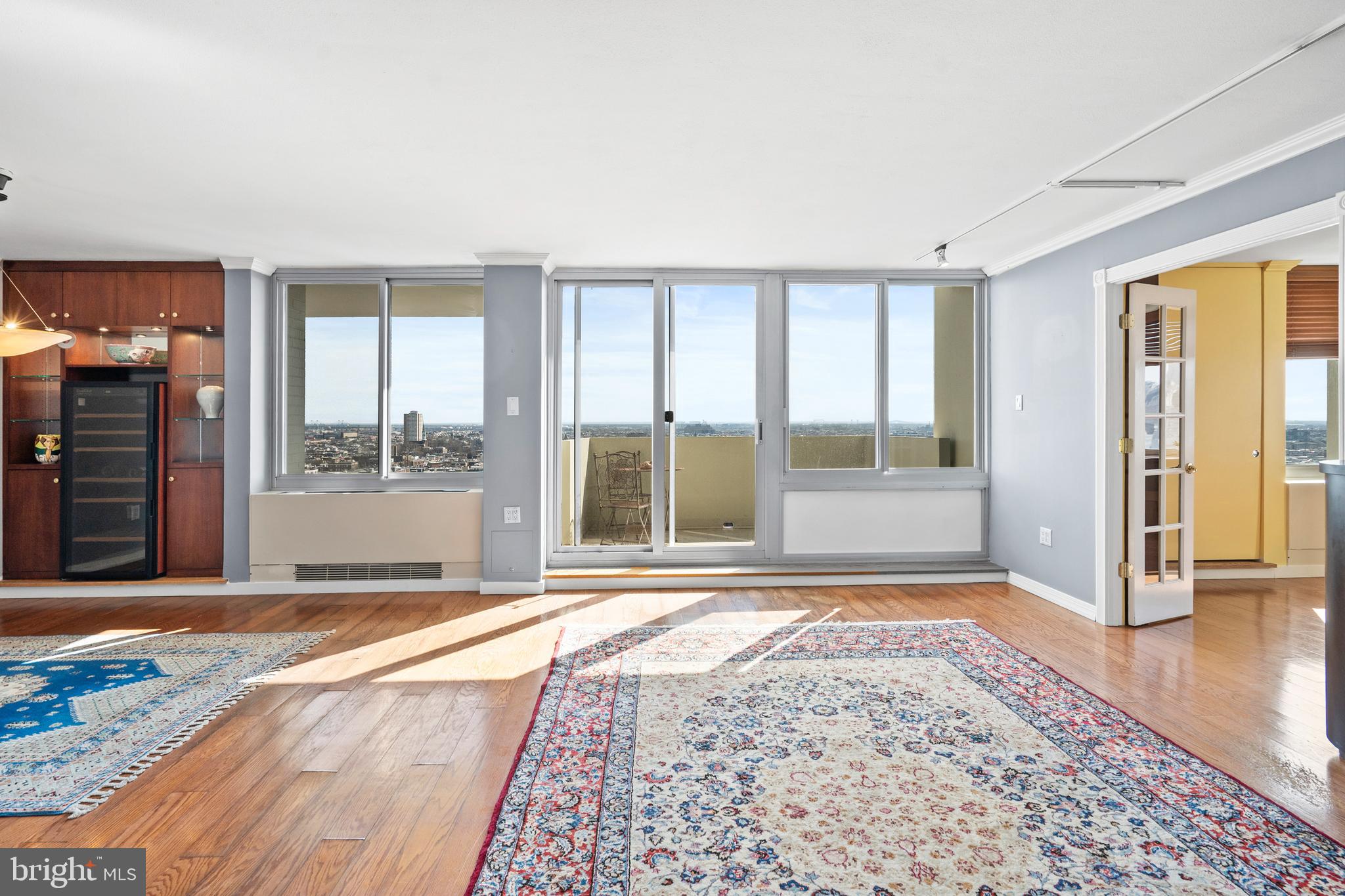 WASHINGTON SQ WEST - Residential