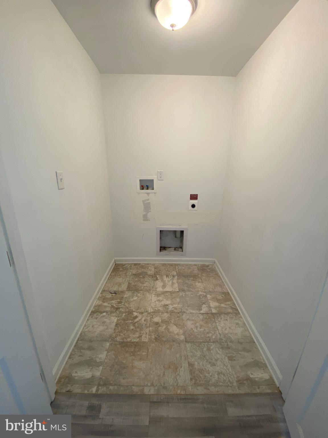 STONEBROOK VILLAGE - Residential Lease