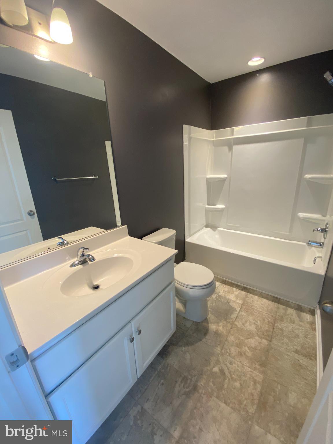 STONEBROOK VILLAGE - Residential Lease