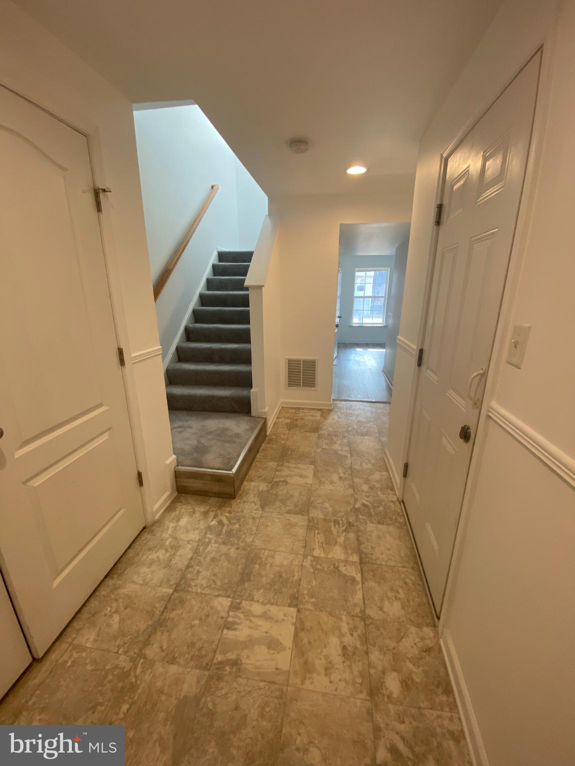 STONEBROOK VILLAGE - Residential Lease