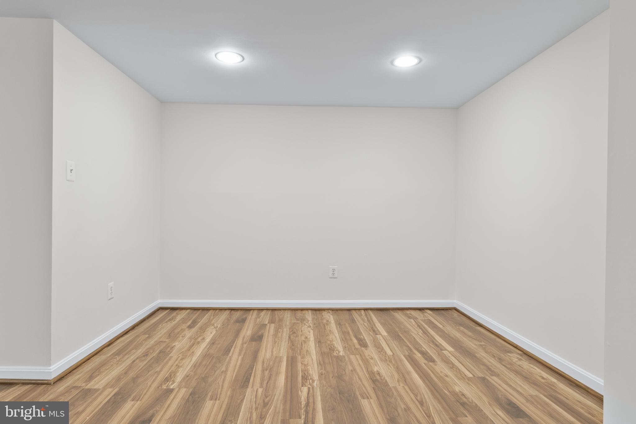 ROGERS FORGE - Residential