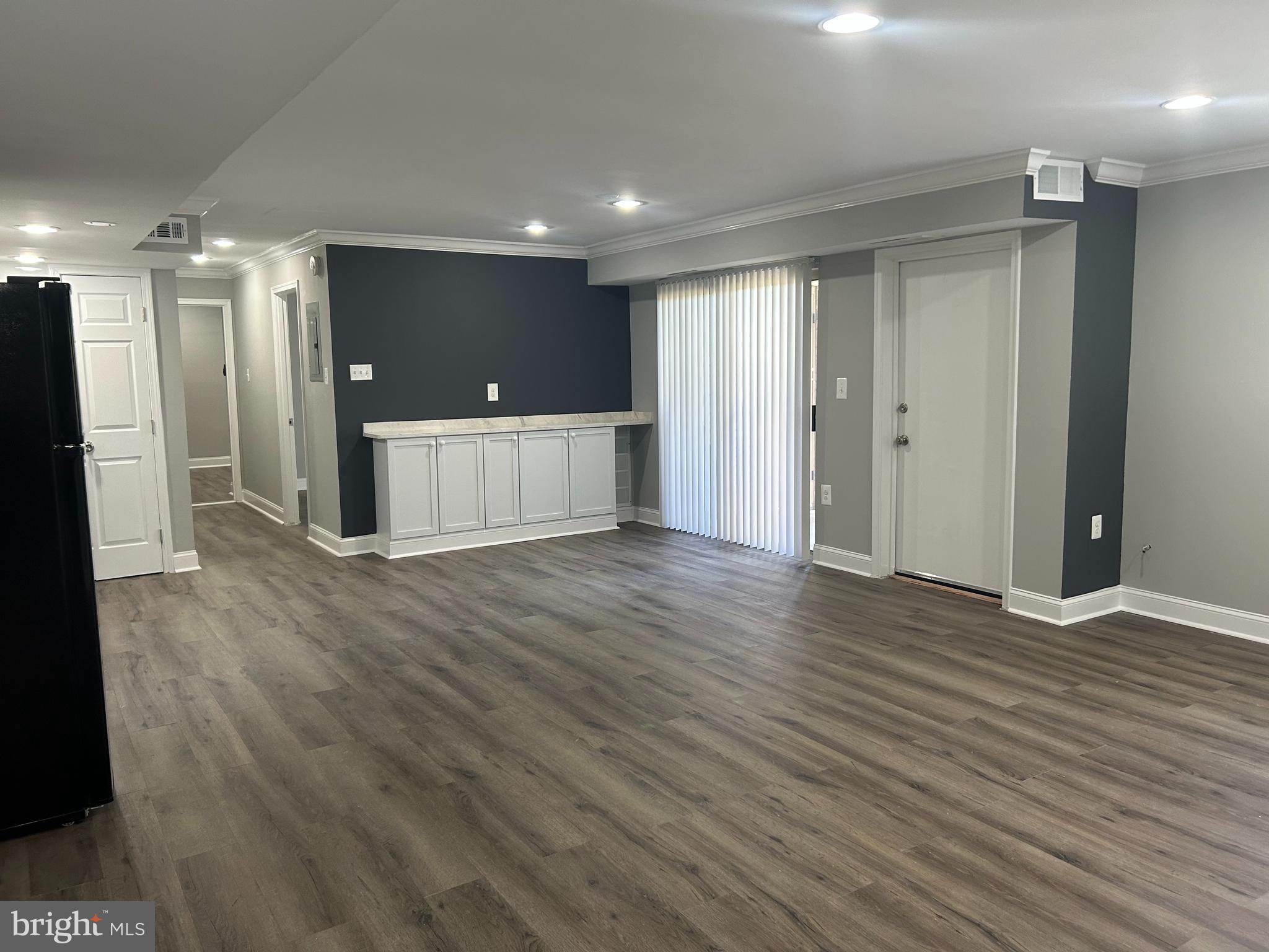 BETHESDA PARK - Residential Lease