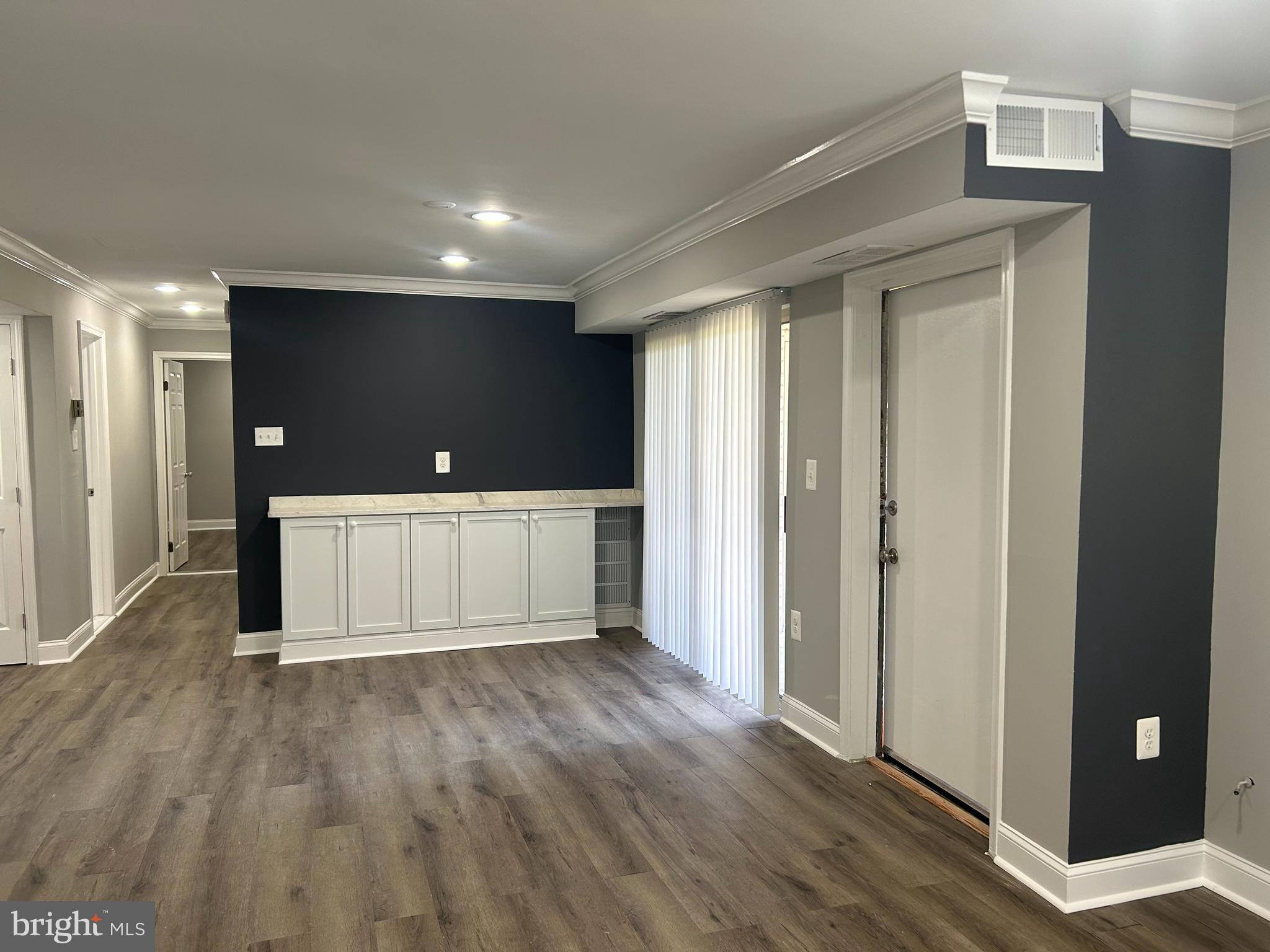 BETHESDA PARK - Residential Lease