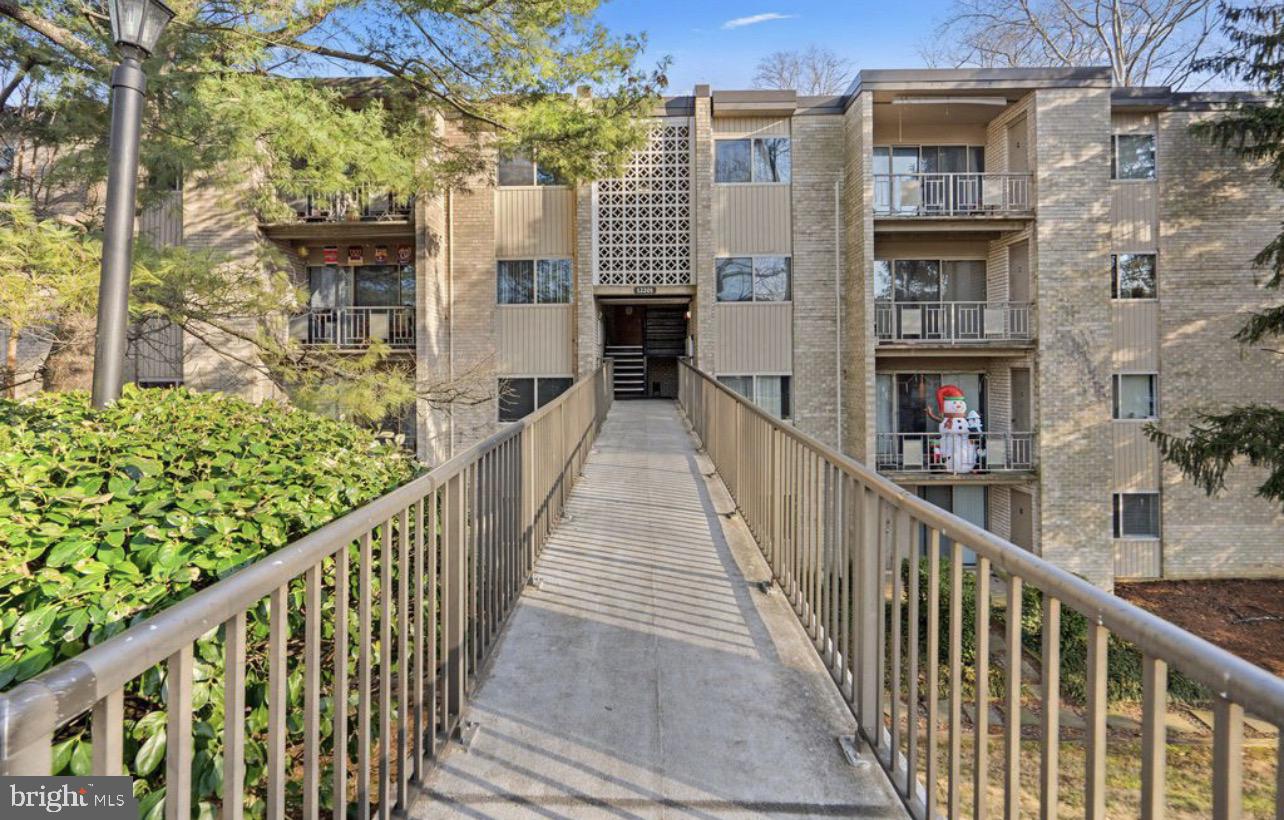 BETHESDA PARK - Residential Lease