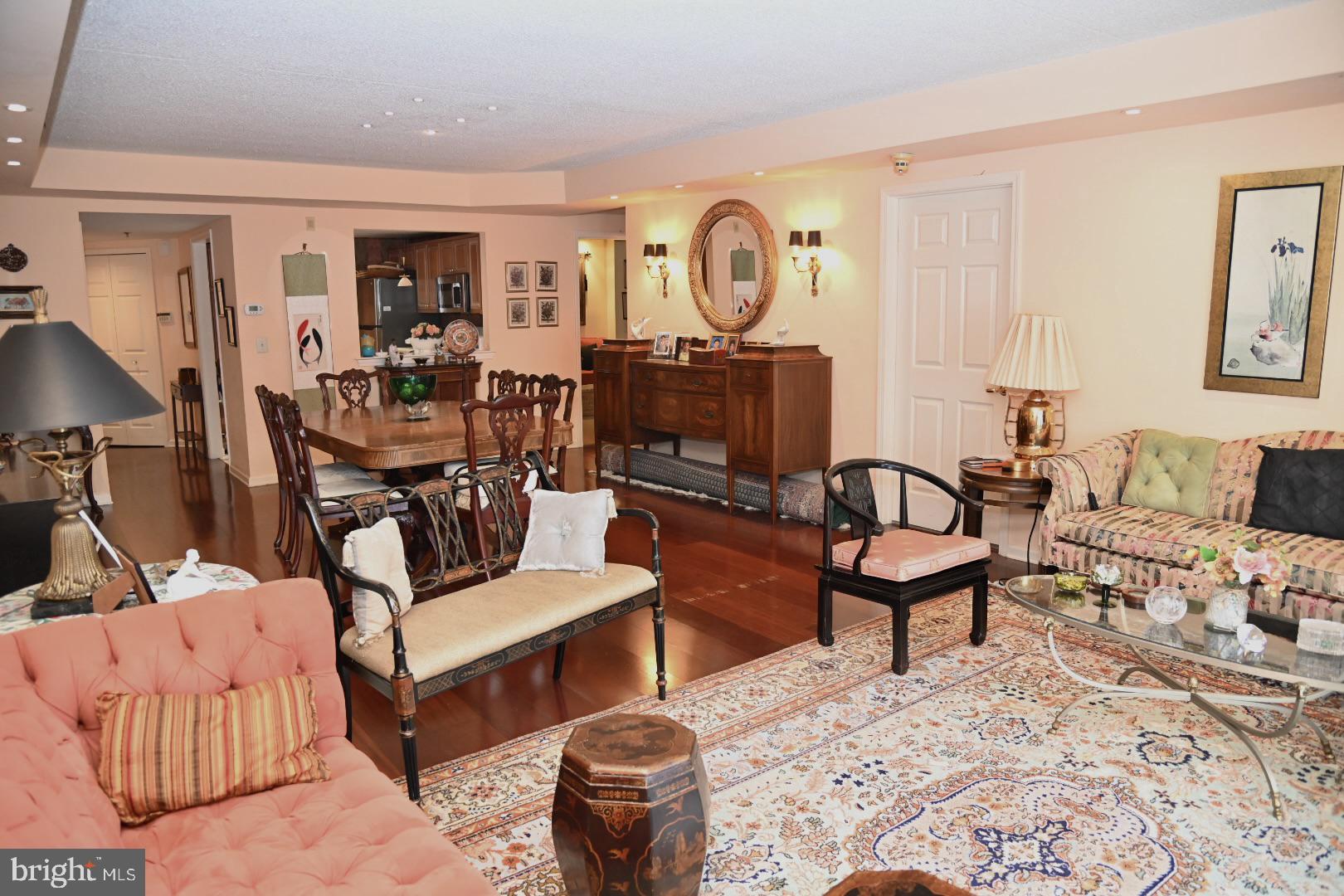 CENTENNIAL STATION - Residential