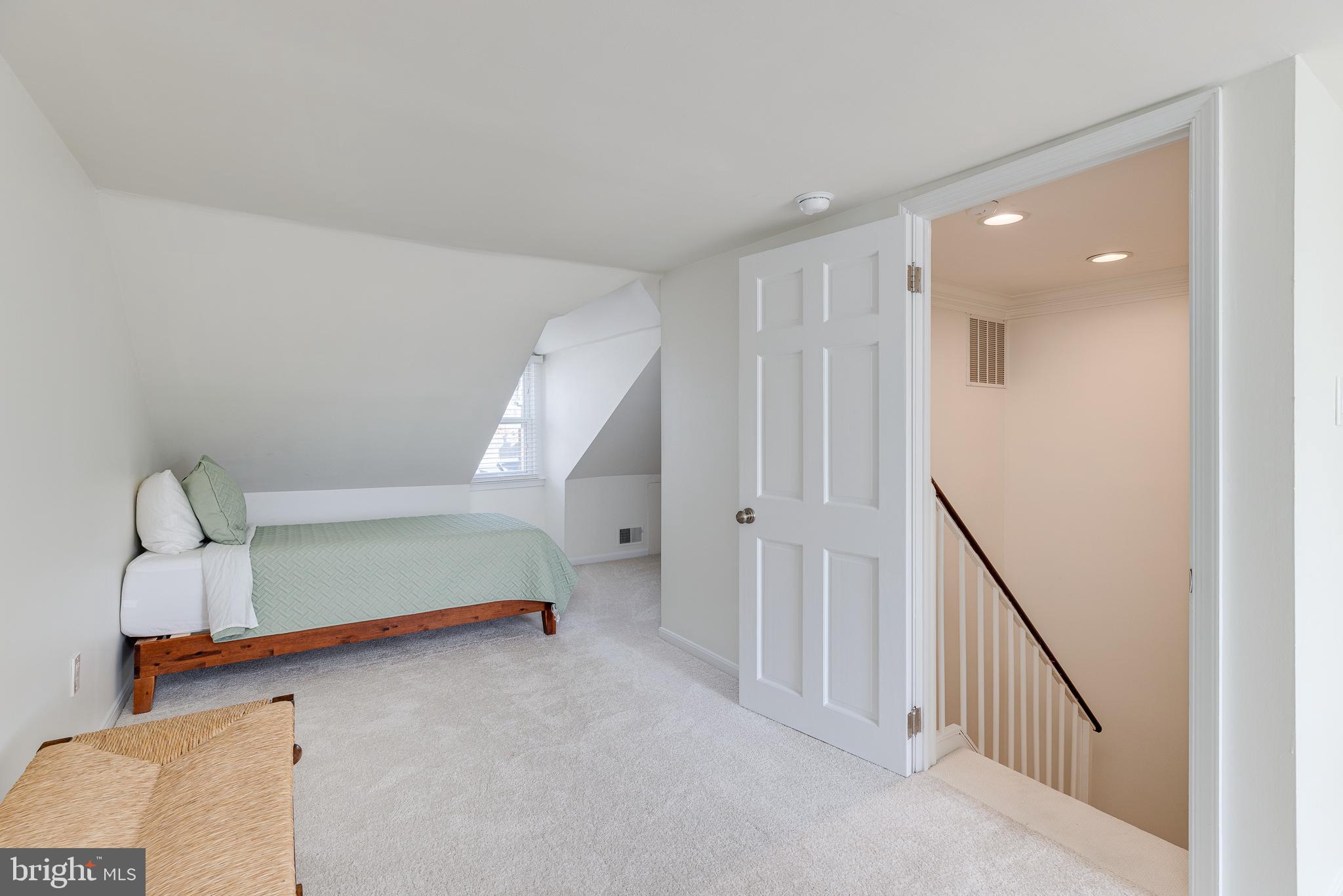 SOCIETY HILL - Residential