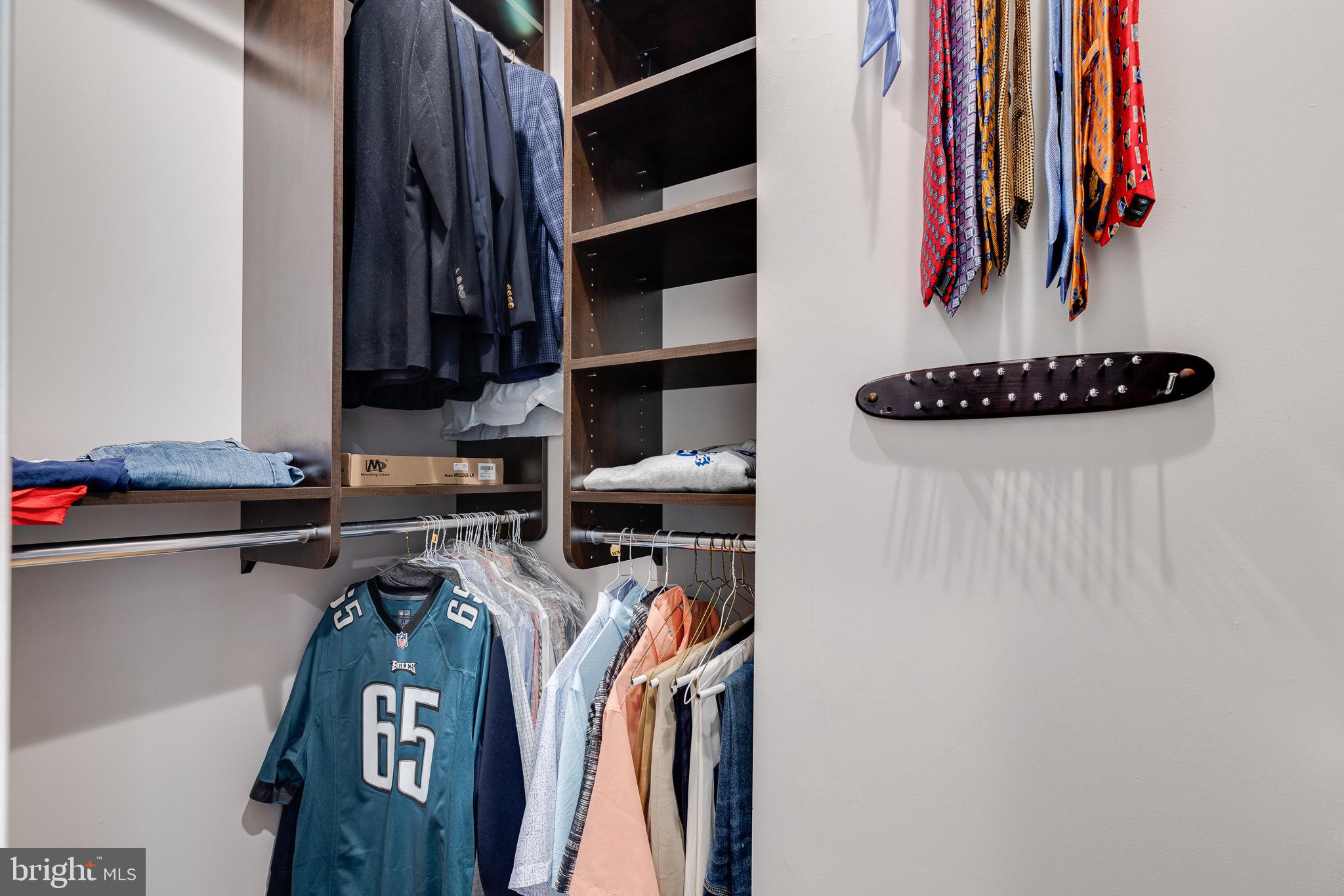 SOCIETY HILL - Residential