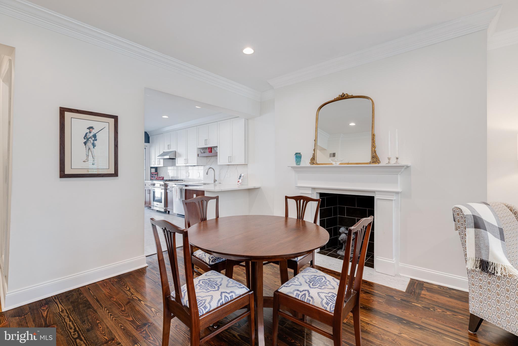 SOCIETY HILL - Residential