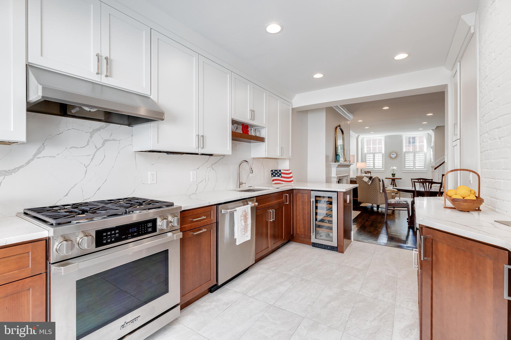 SOCIETY HILL - Residential