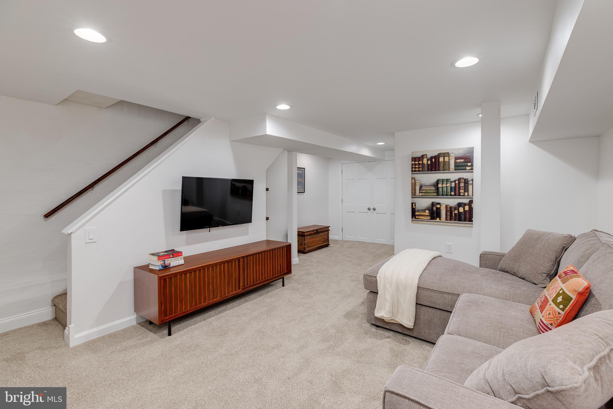 SOCIETY HILL - Residential