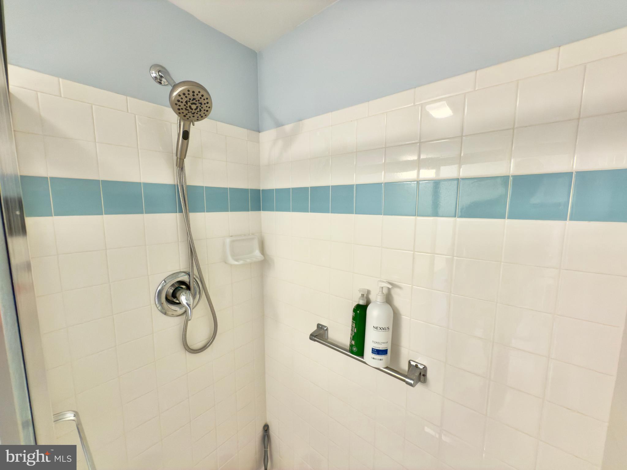 VALLEYWOOD - Residential